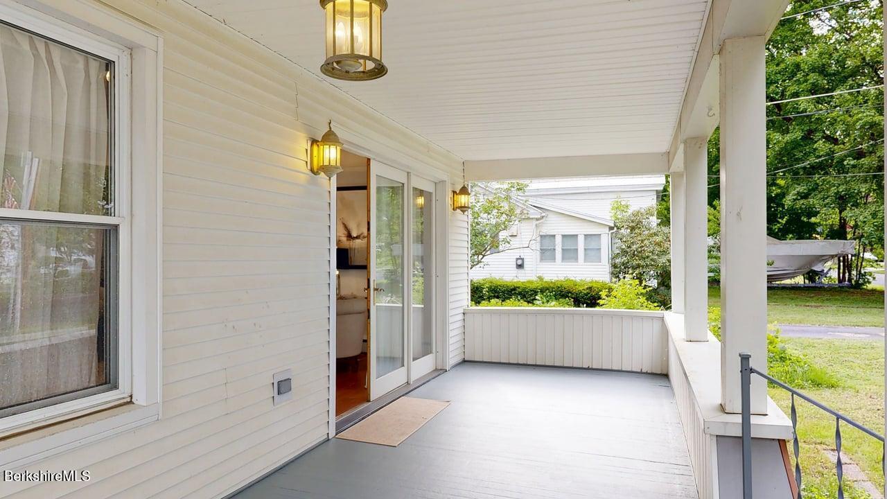 44 Richmond St, Cheshire, Massachusetts image 3