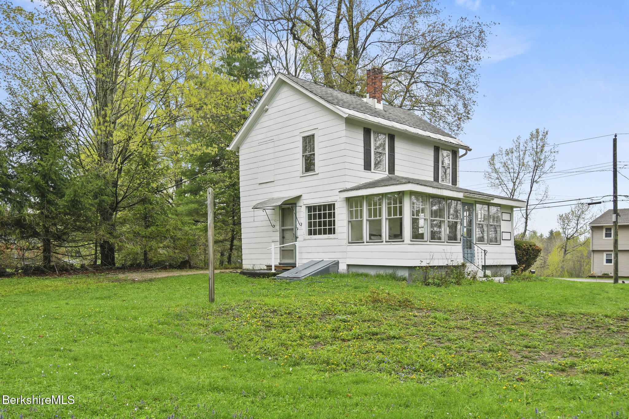 83 Robinson Rd, Hinsdale, Massachusetts image 4