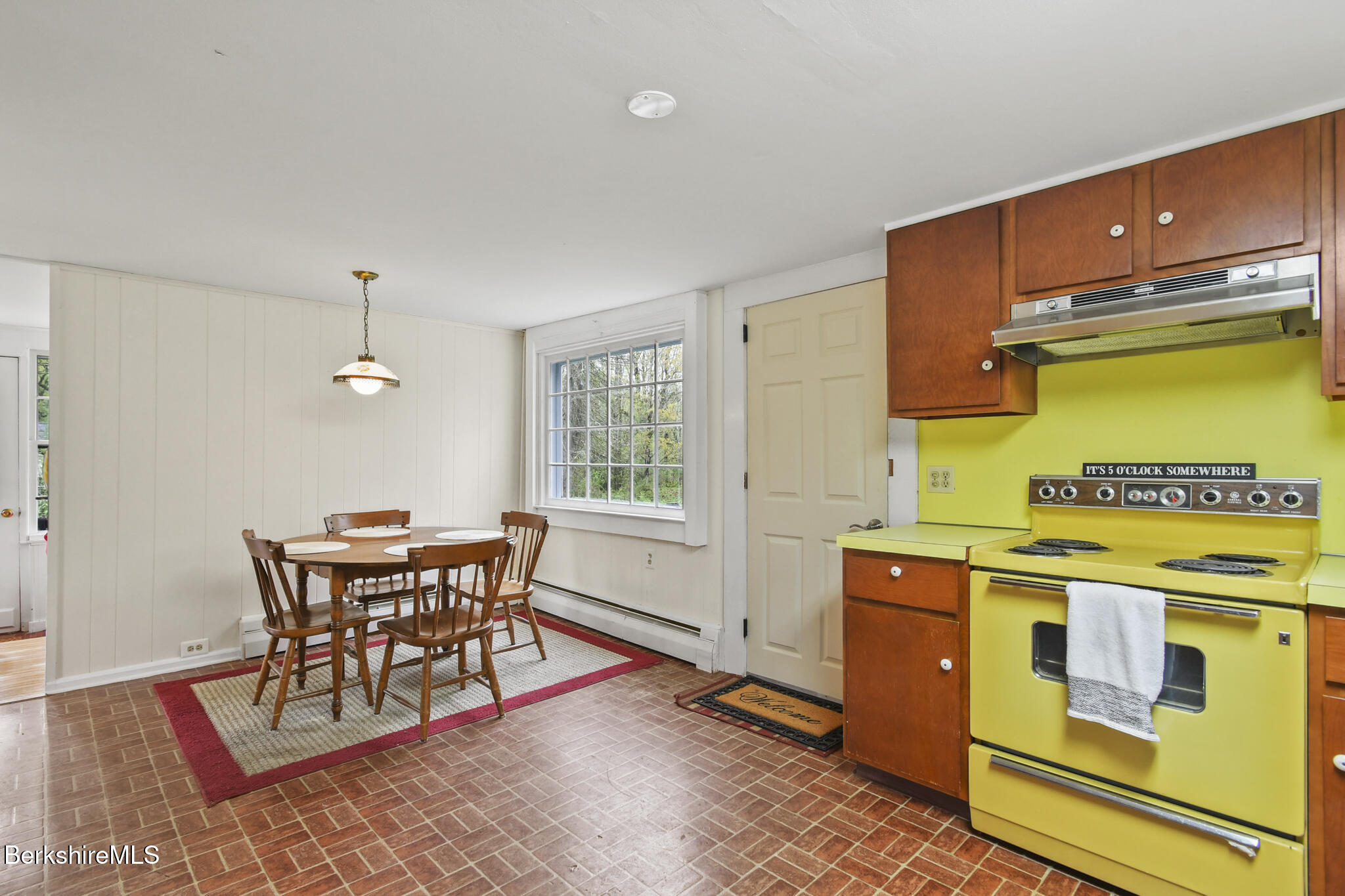 83 Robinson Rd, Hinsdale, Massachusetts image 23