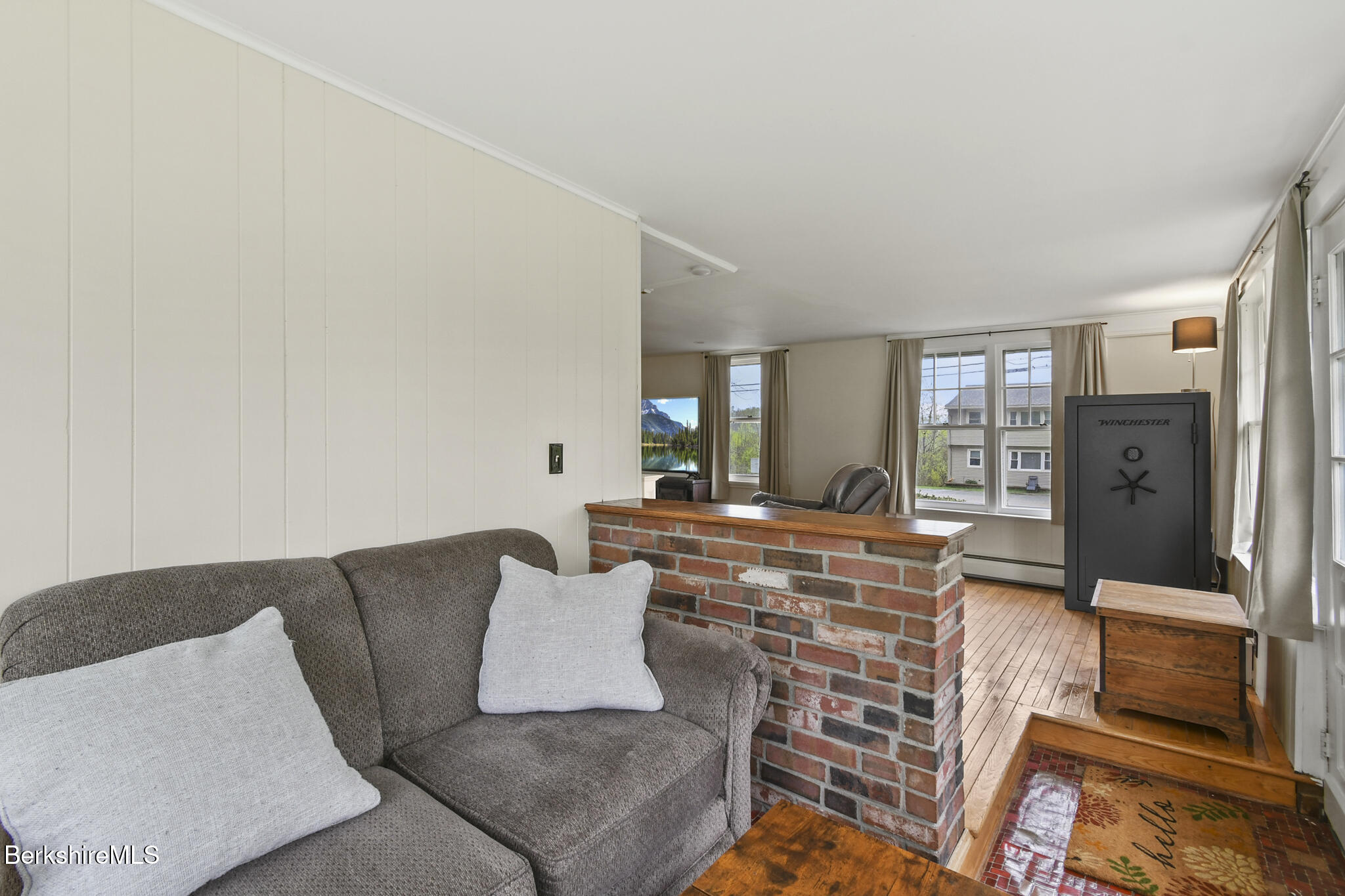 83 Robinson Rd, Hinsdale, Massachusetts image 29