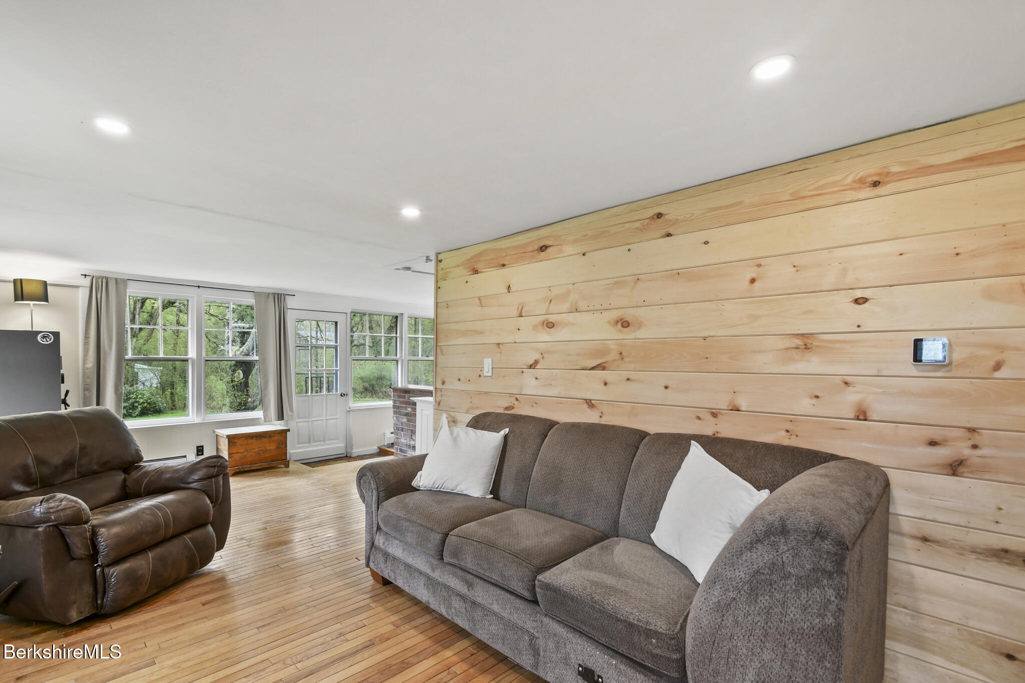 83 Robinson Rd, Hinsdale, Massachusetts image 14