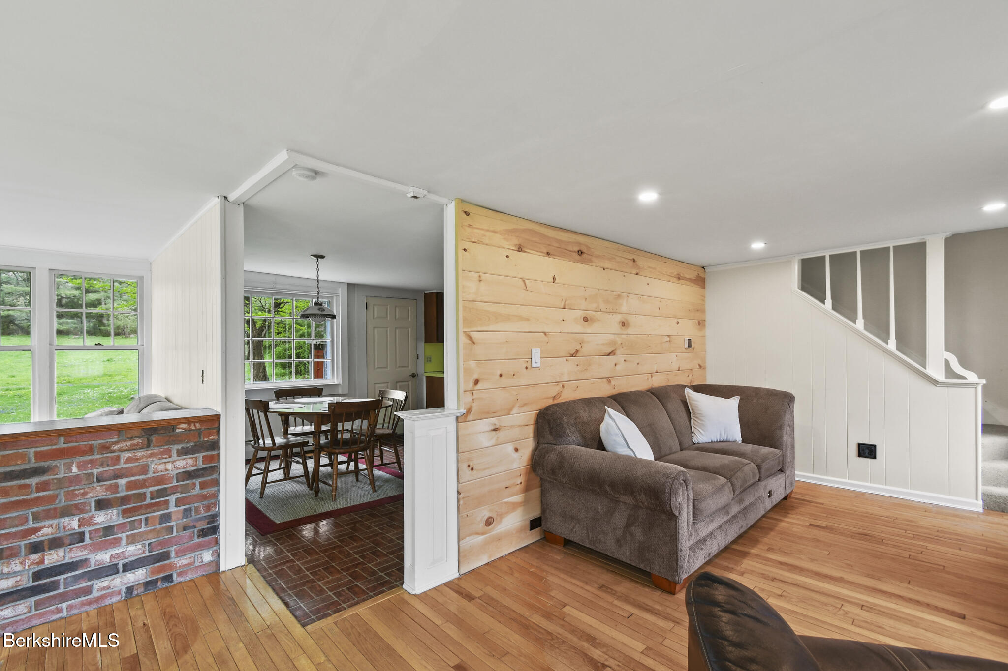 83 Robinson Rd, Hinsdale, Massachusetts image 12
