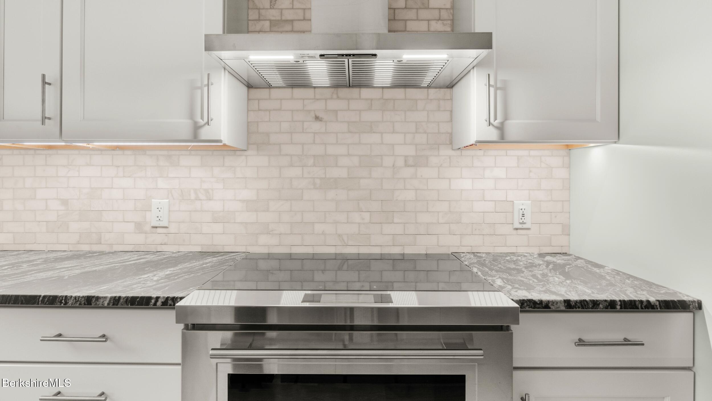 4 Thrushwood Ln, Great Barrington, Massachusetts image 9
