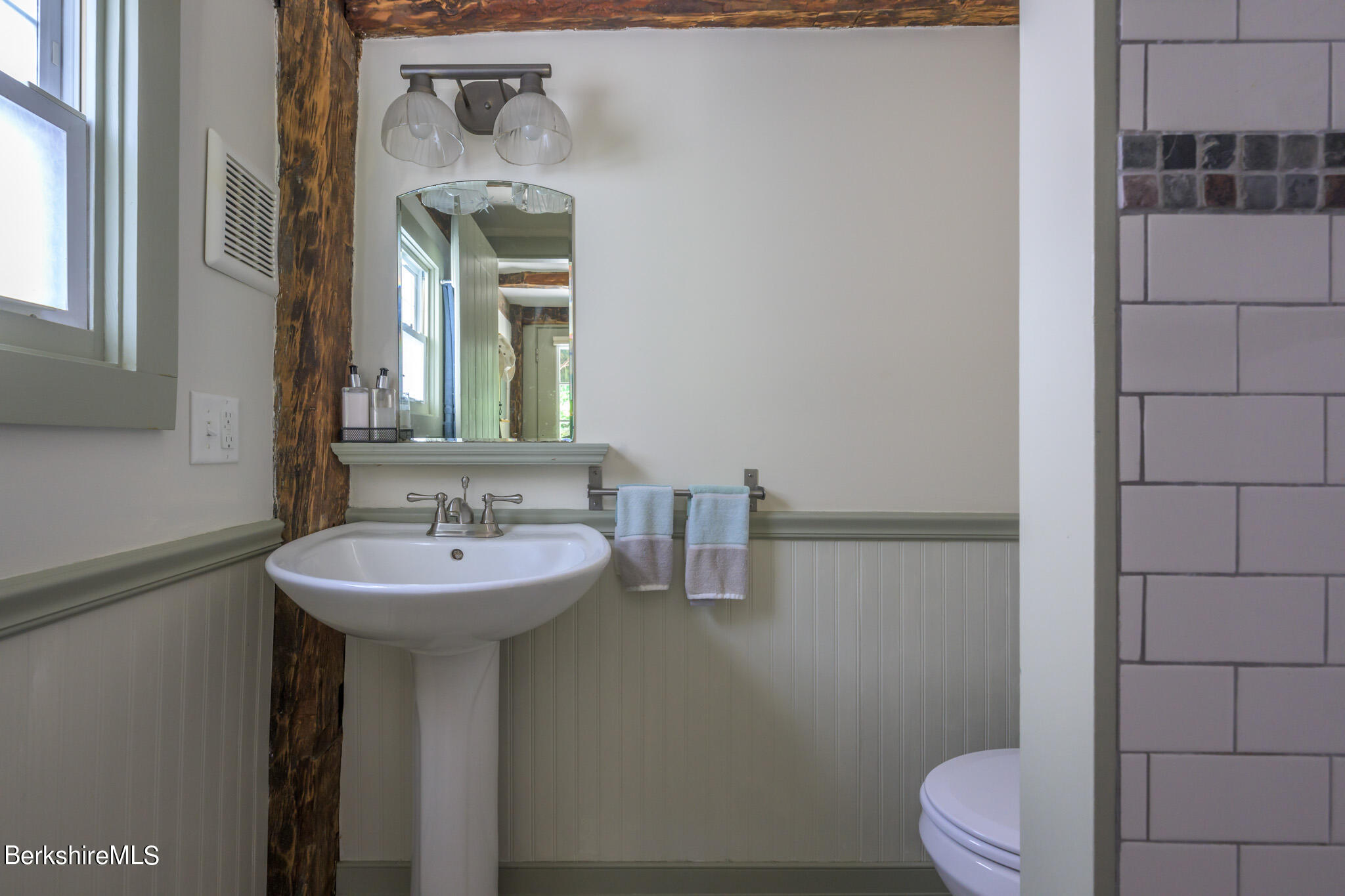 85 East Main St, Stockbridge, Massachusetts image 24