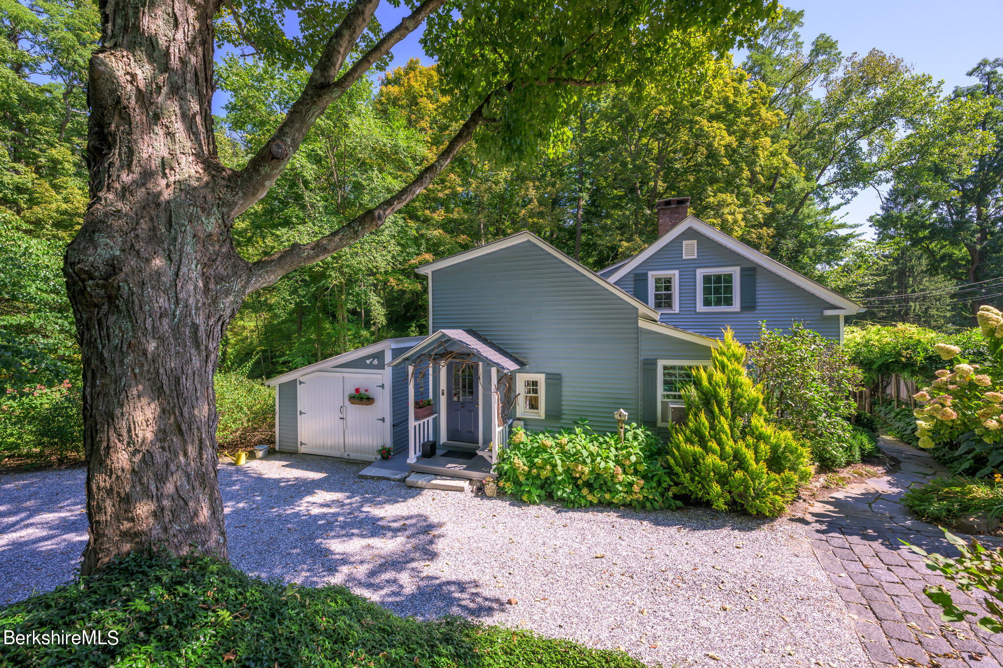 85 East Main St, Stockbridge, Massachusetts image 2