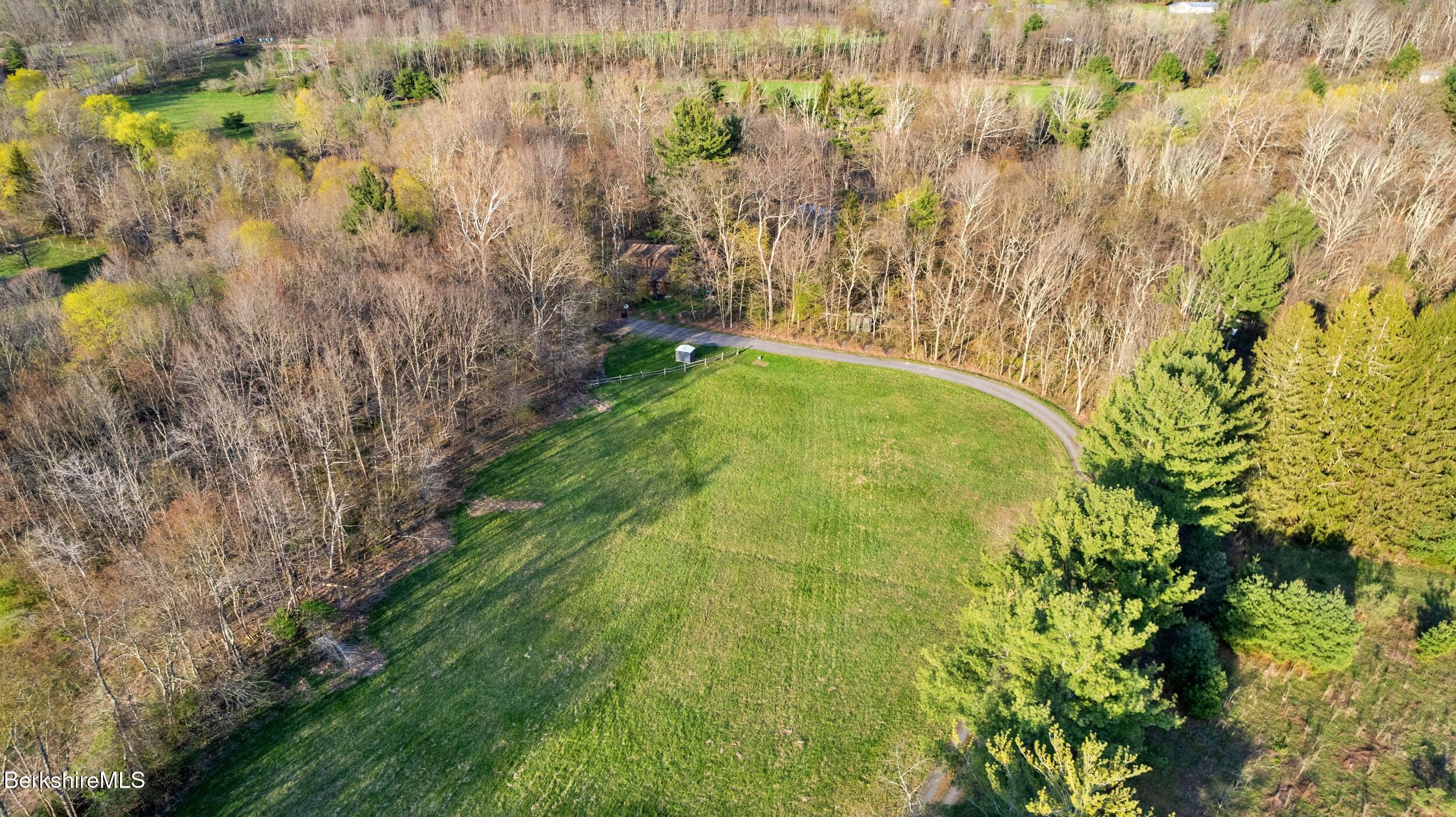 35 Stagecoach Rd, Hillsdale, New York image 24