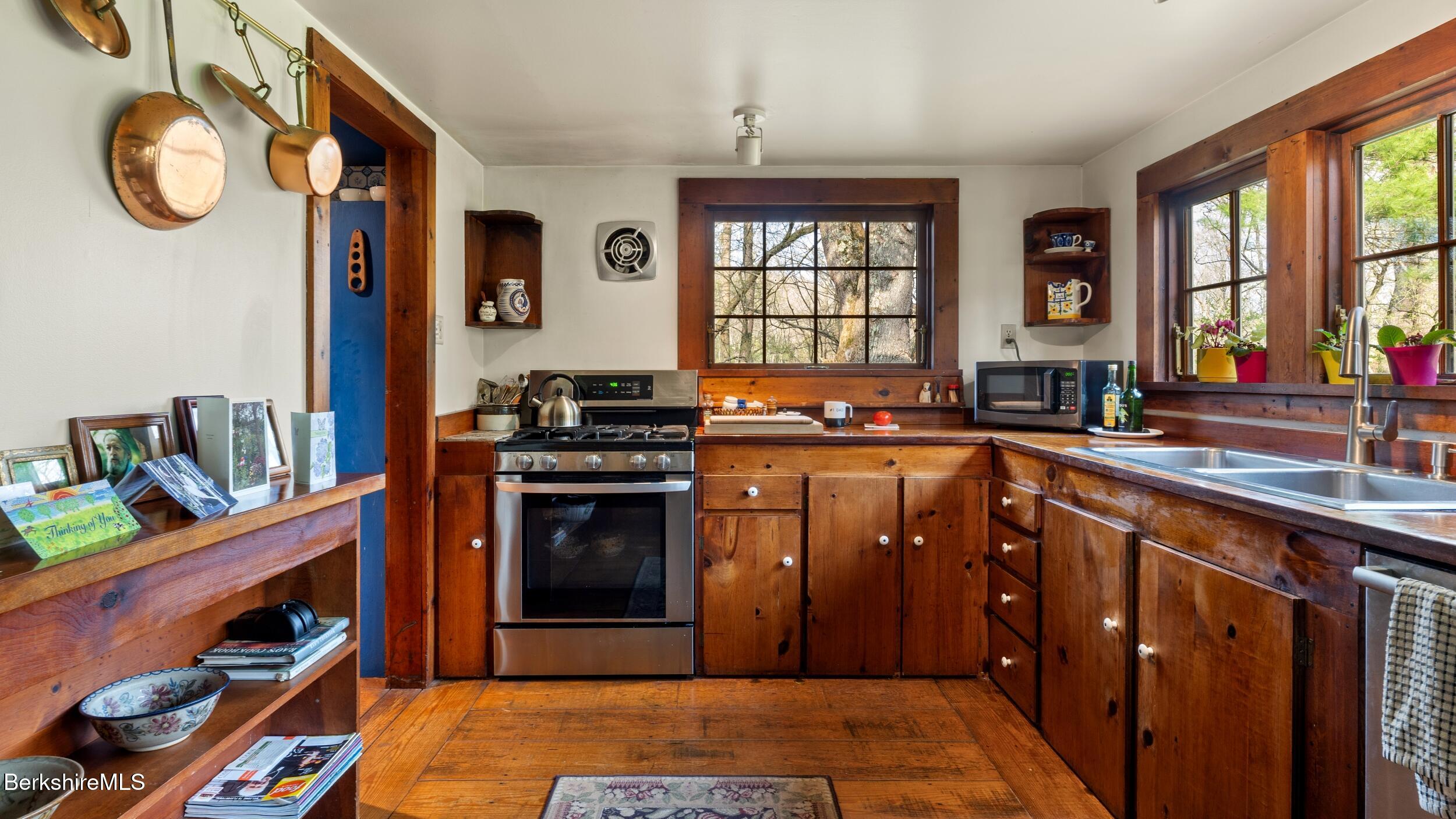 35 Stagecoach Rd, Hillsdale, New York image 12