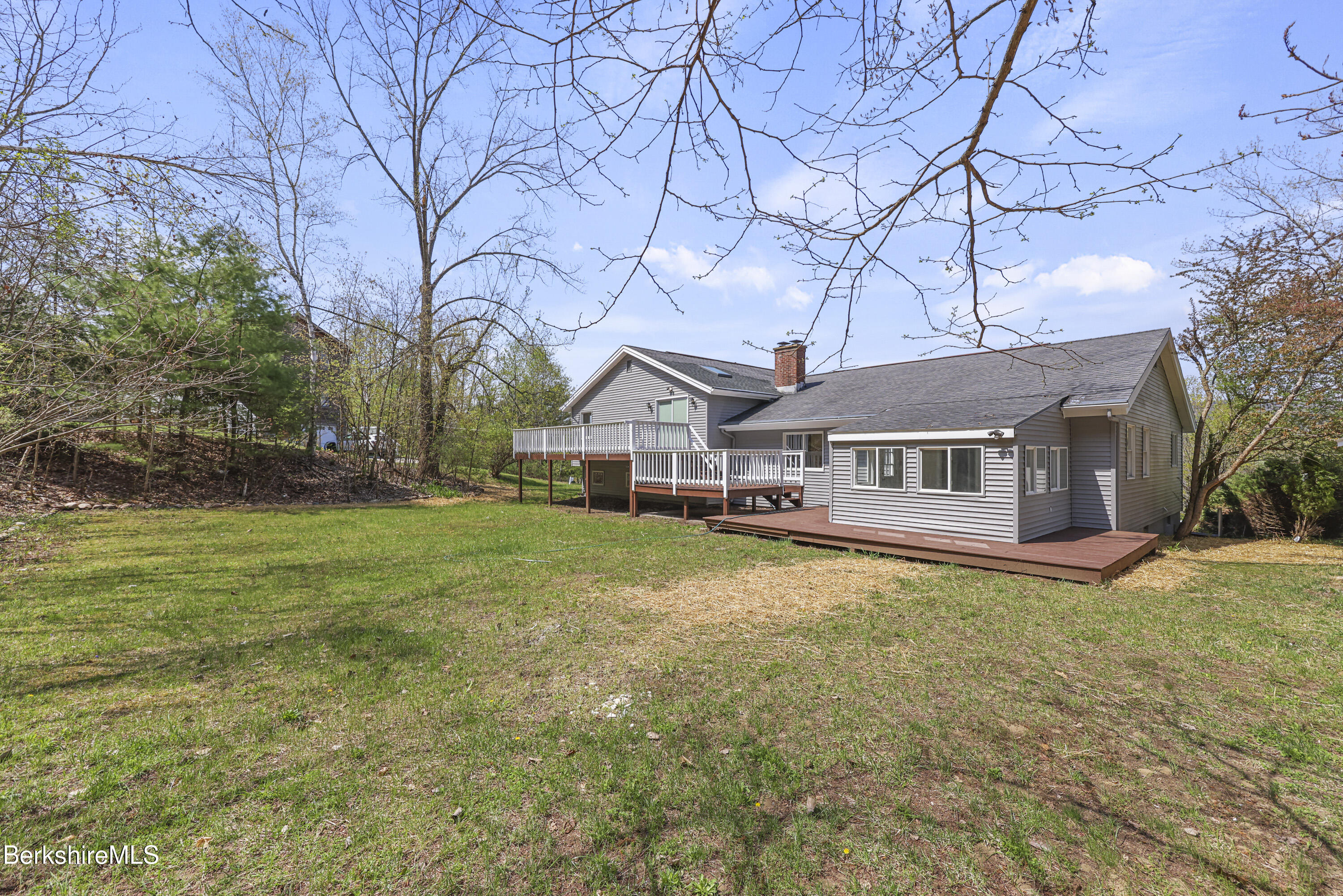 149 Wilshire Dr, Cheshire, Massachusetts image 10
