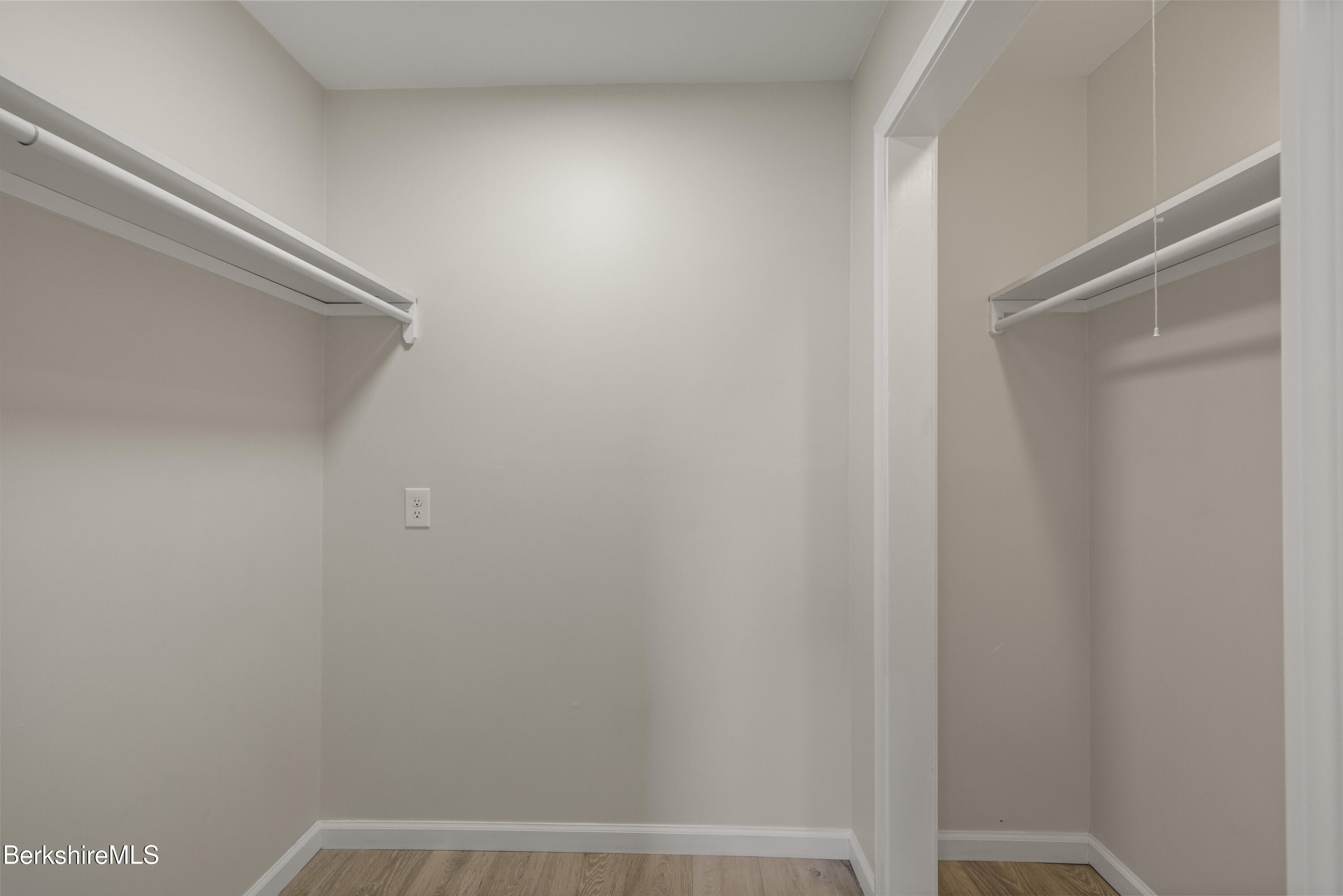 149 Wilshire Dr, Cheshire, Massachusetts image 43