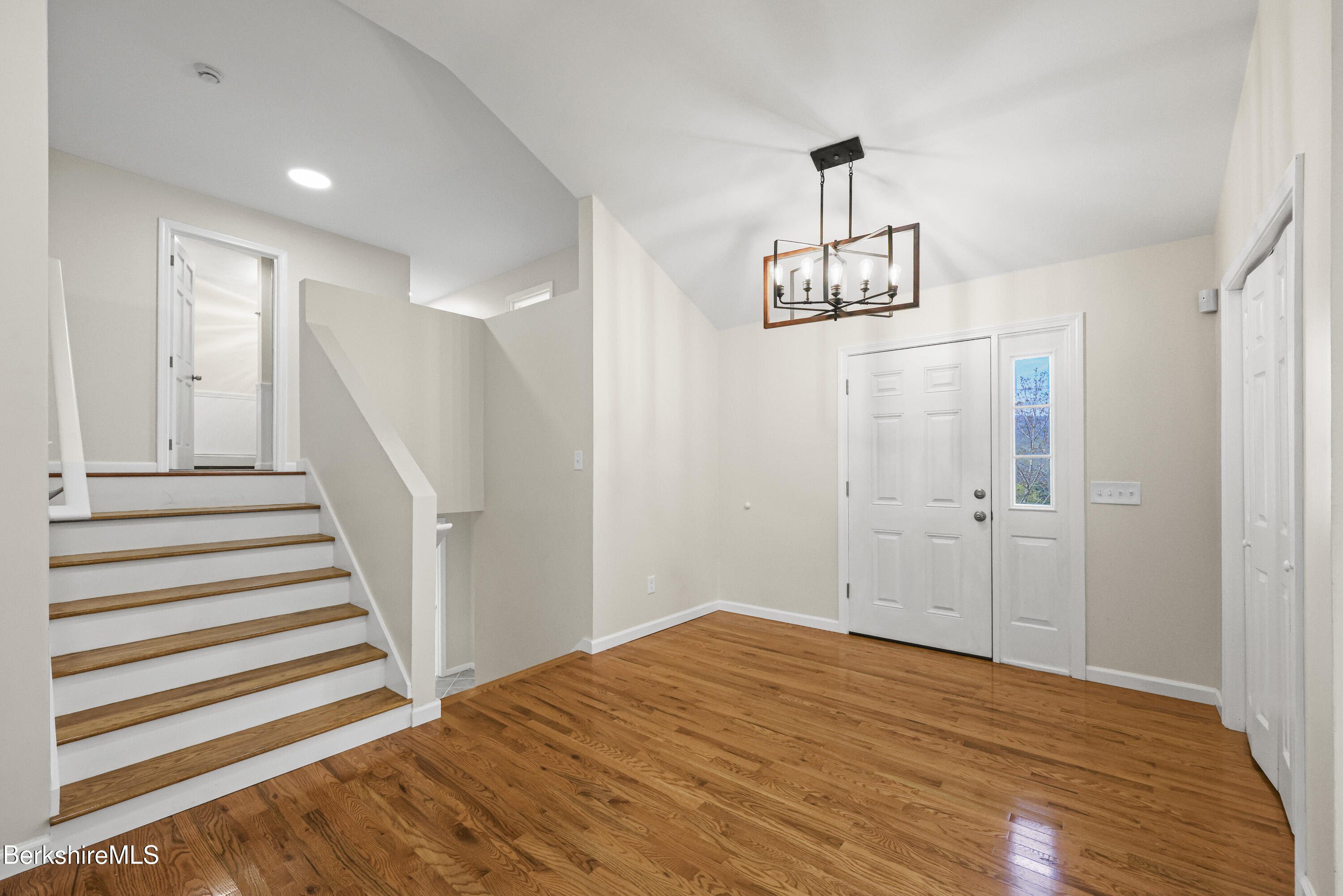 149 Wilshire Dr, Cheshire, Massachusetts image 14