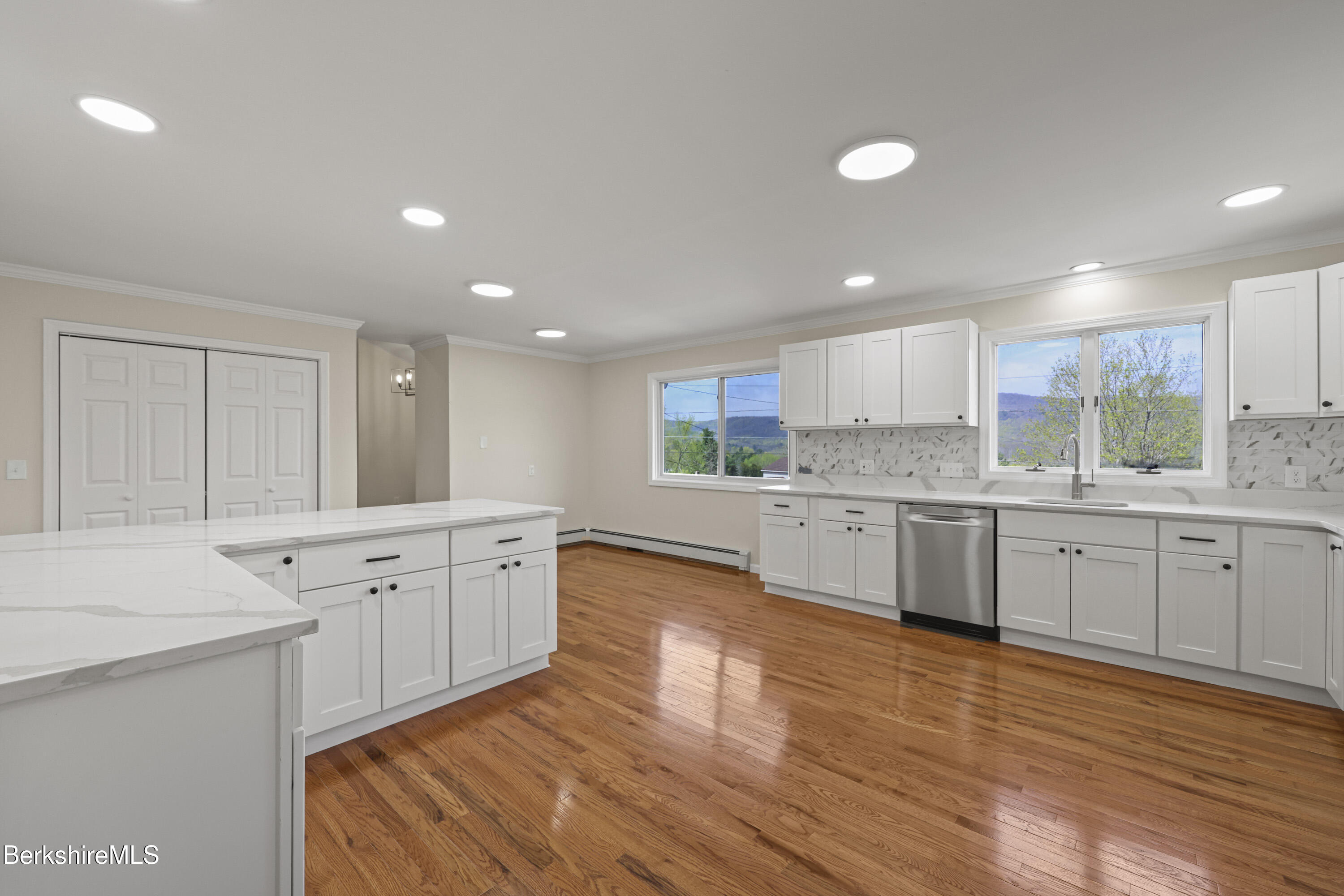 149 Wilshire Dr, Cheshire, Massachusetts image 28