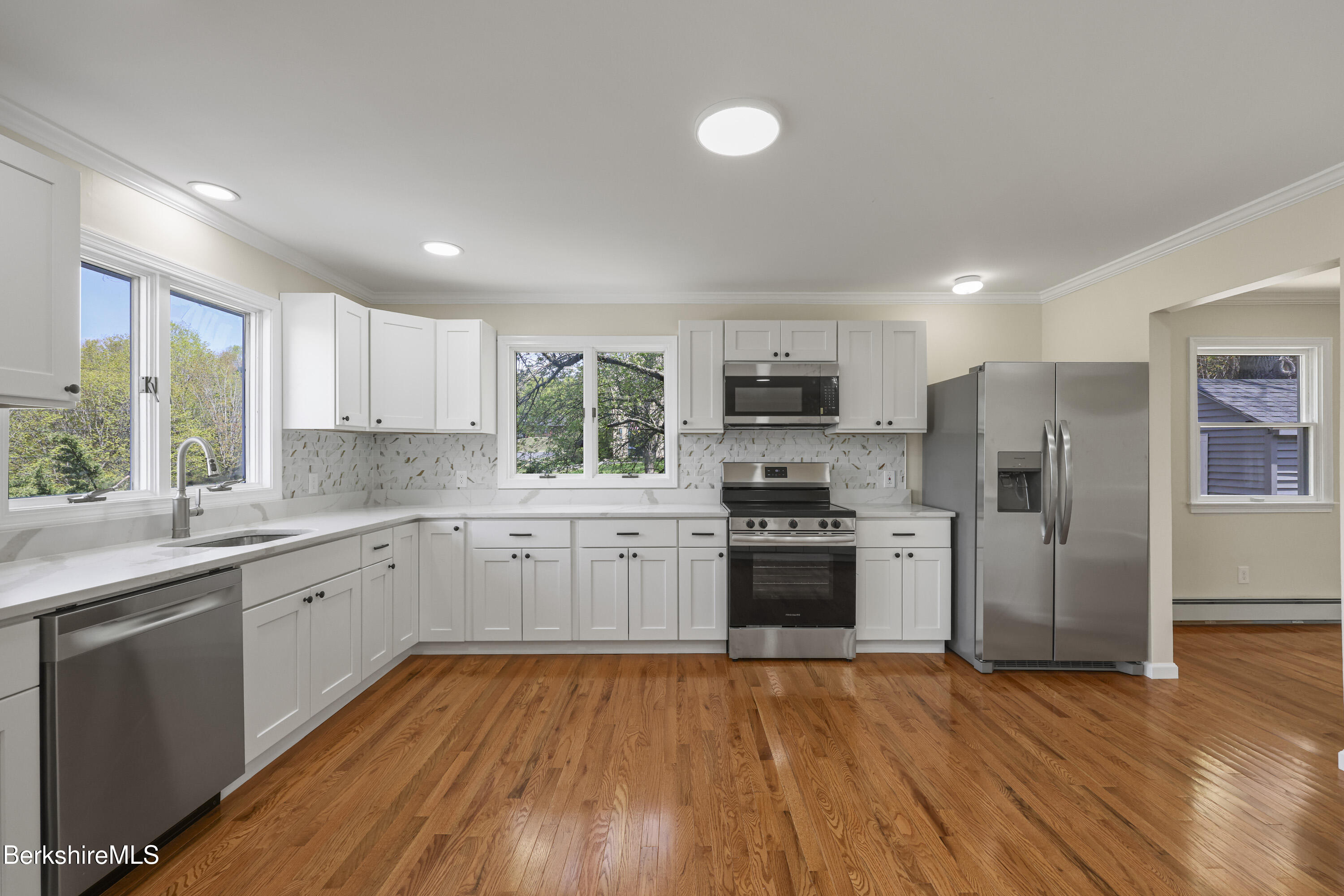 149 Wilshire Dr, Cheshire, Massachusetts image 24