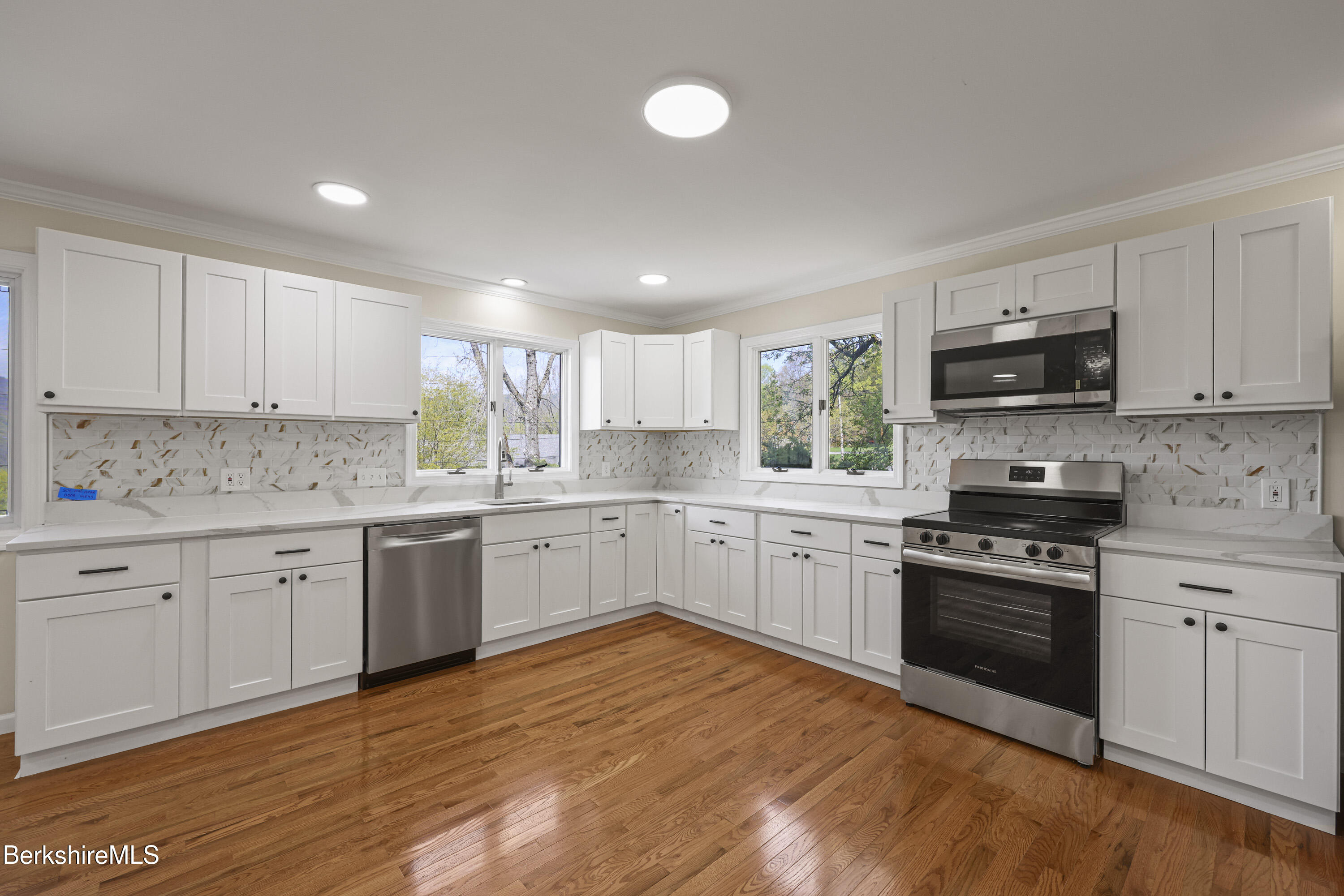 149 Wilshire Dr, Cheshire, Massachusetts image 26