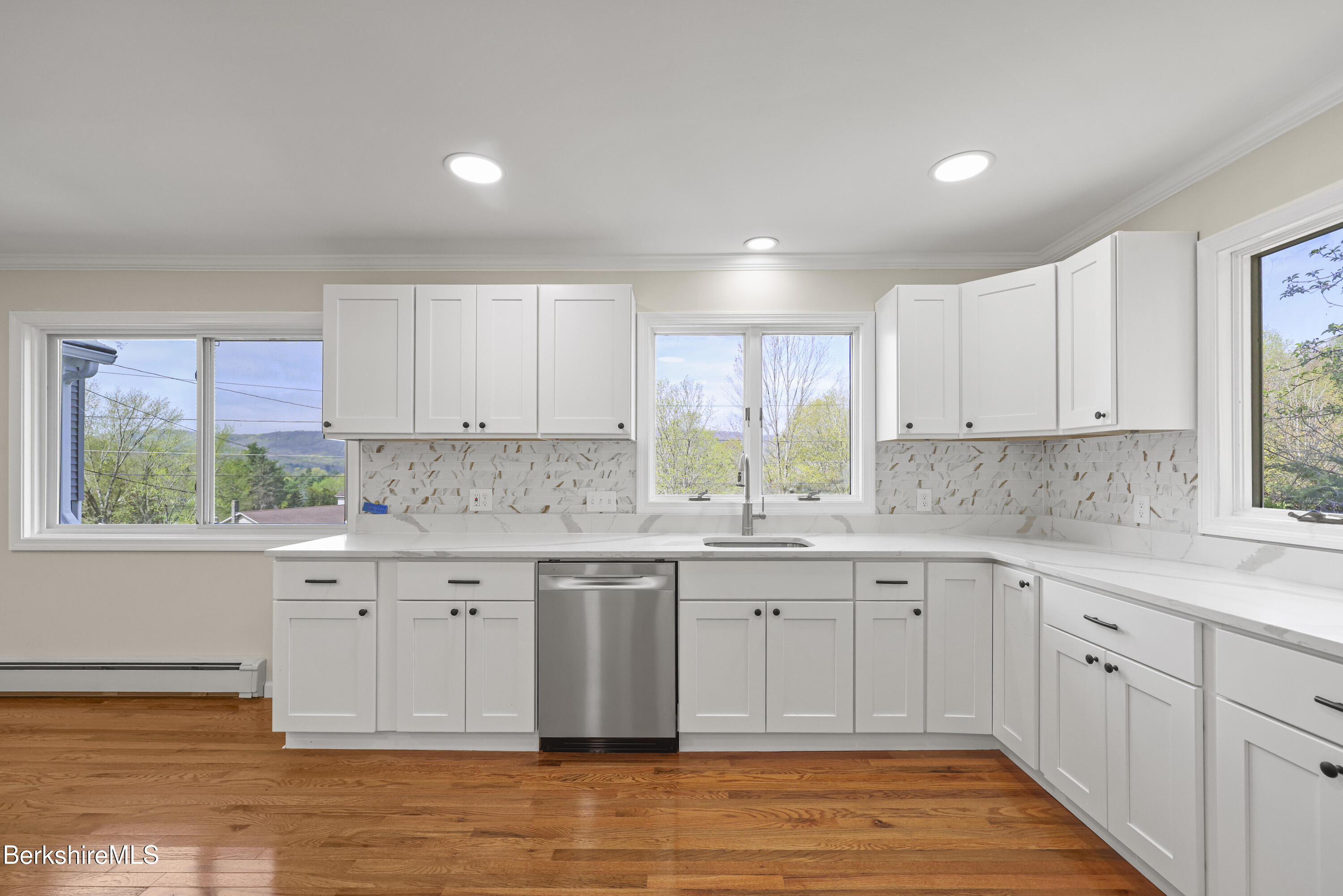 149 Wilshire Dr, Cheshire, Massachusetts image 25
