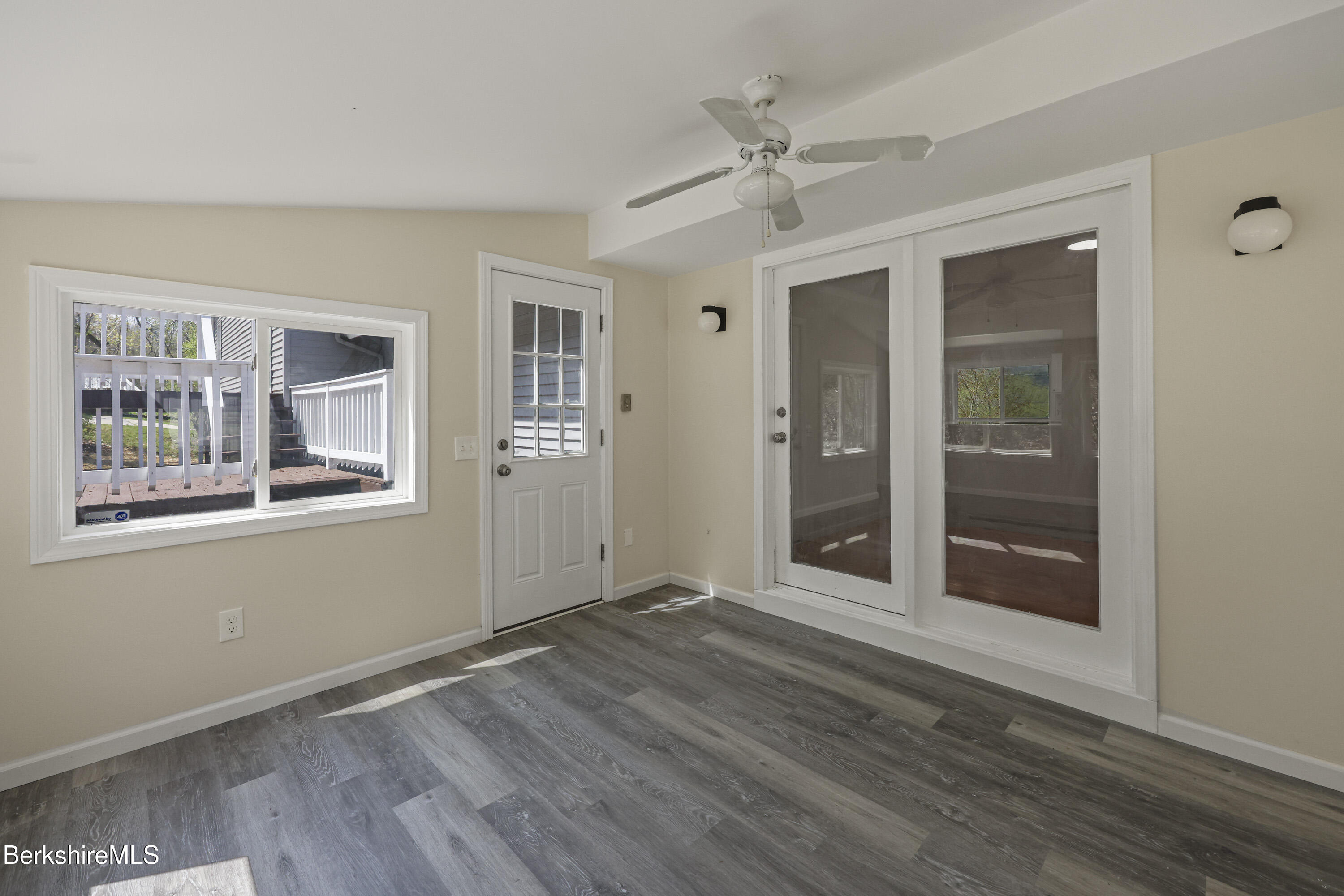 149 Wilshire Dr, Cheshire, Massachusetts image 29