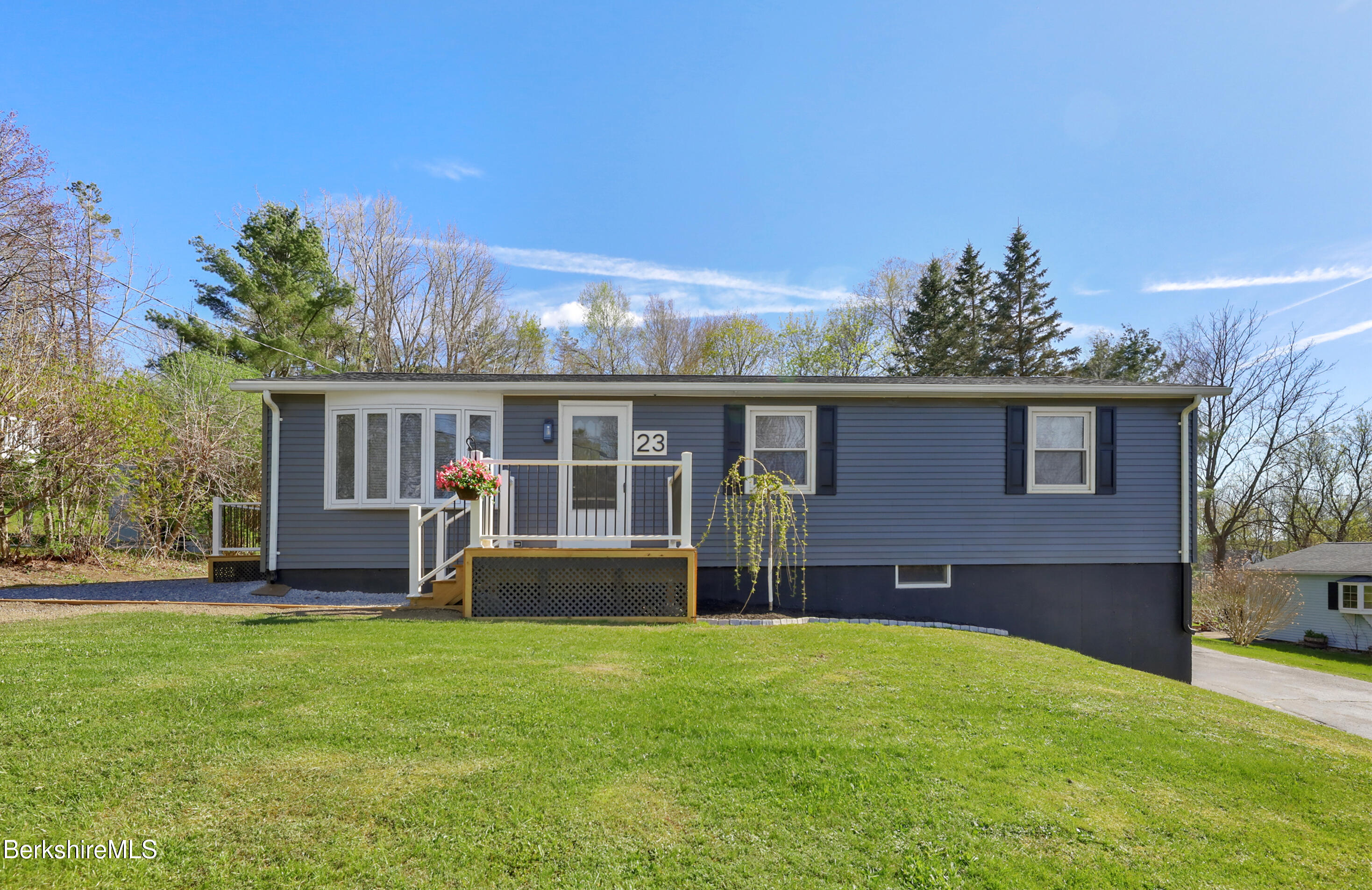 23 East Orchard Ter, Adams, Massachusetts image 10