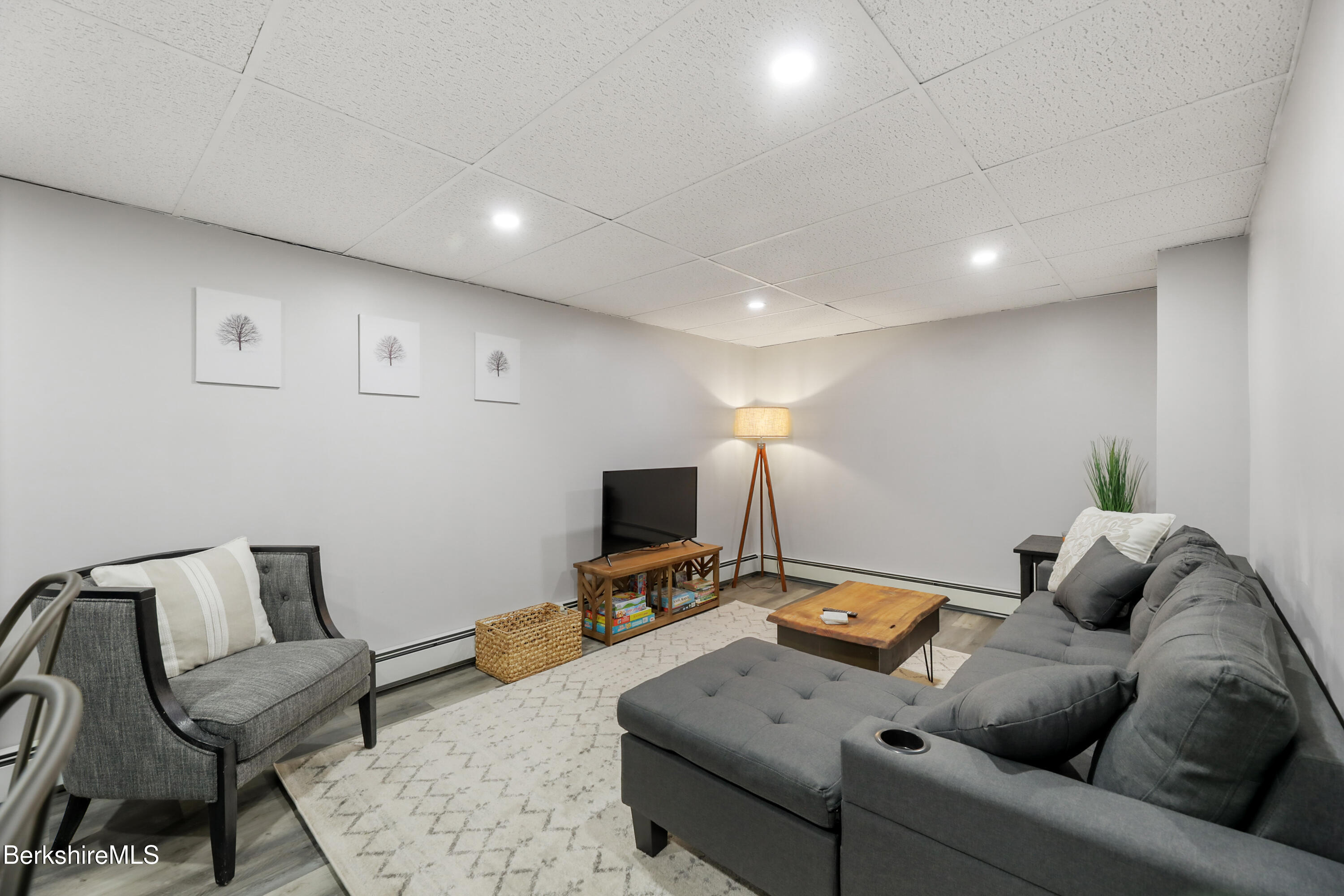 23 East Orchard Ter, Adams, Massachusetts image 28