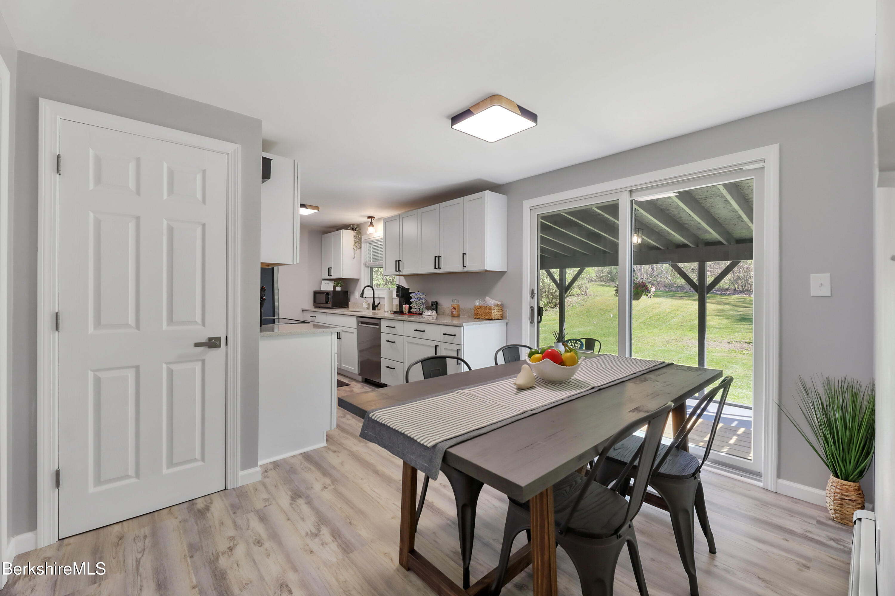 23 East Orchard Ter, Adams, Massachusetts image 17
