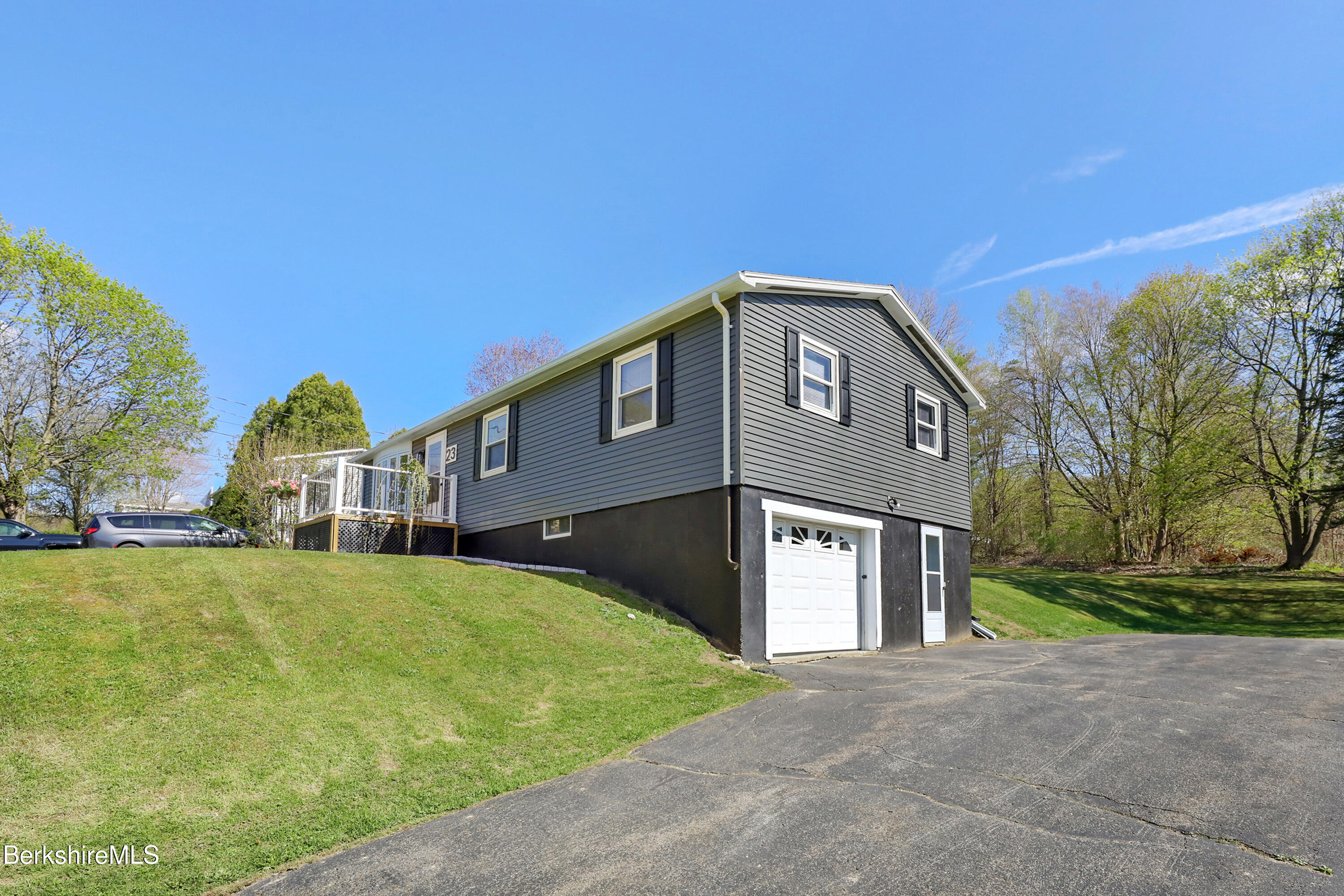 23 East Orchard Ter, Adams, Massachusetts image 2