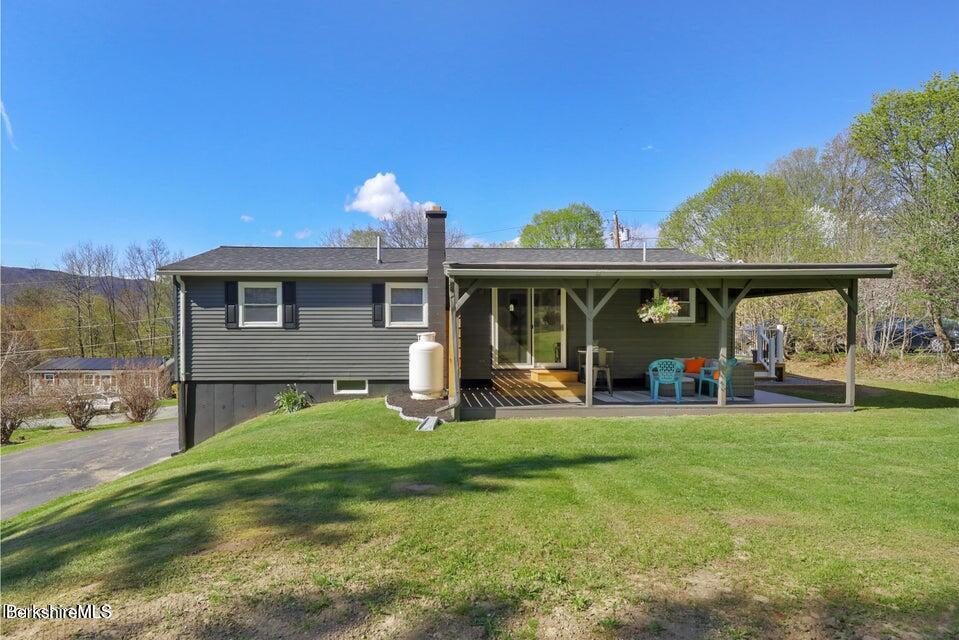 23 East Orchard Ter, Adams, Massachusetts image 5