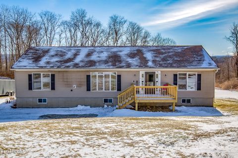 Homes For Sale - 380 West Rd<br/> Adams, MA 01220