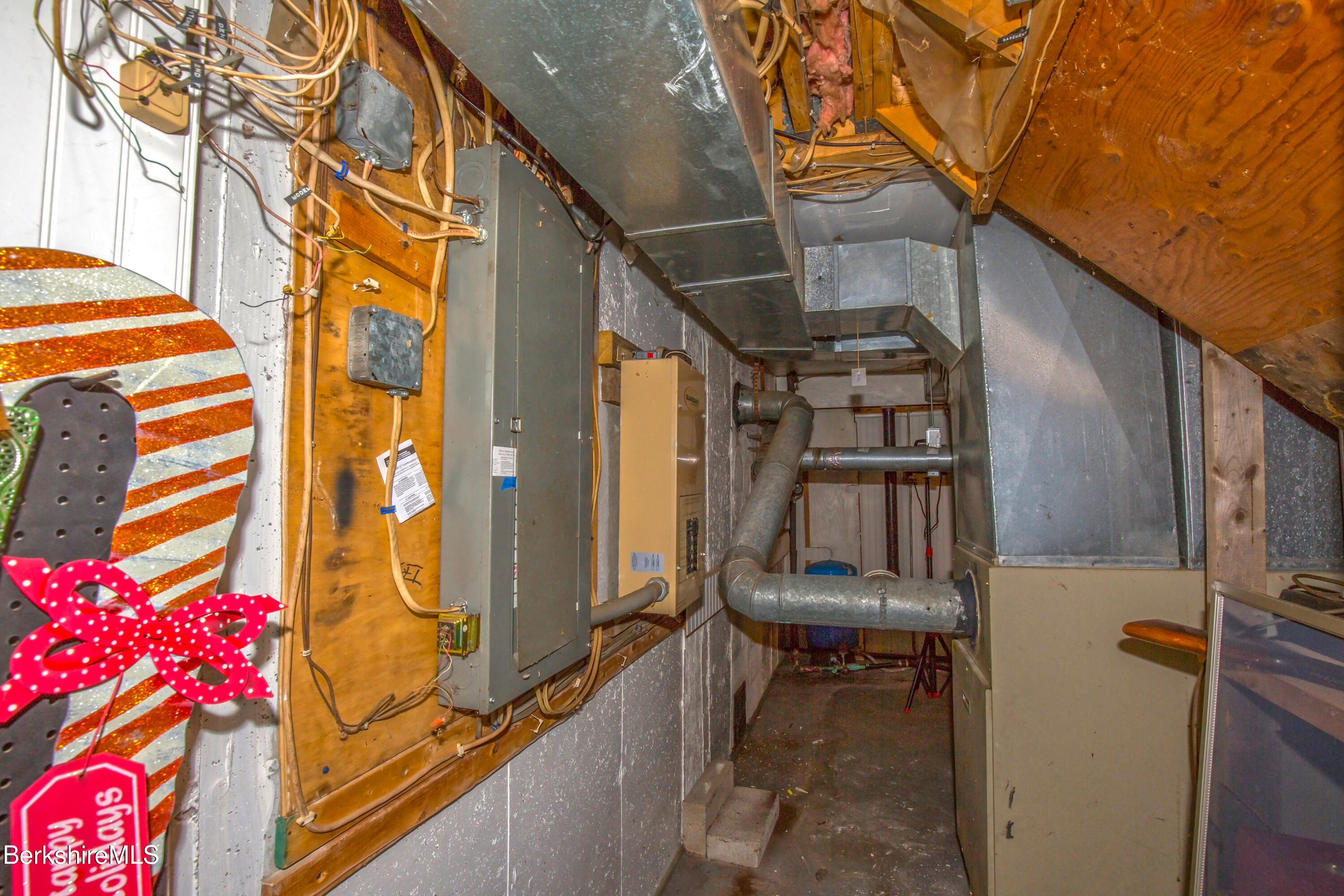 613 Skyline Trail, Chesterfield, Massachusetts image 30