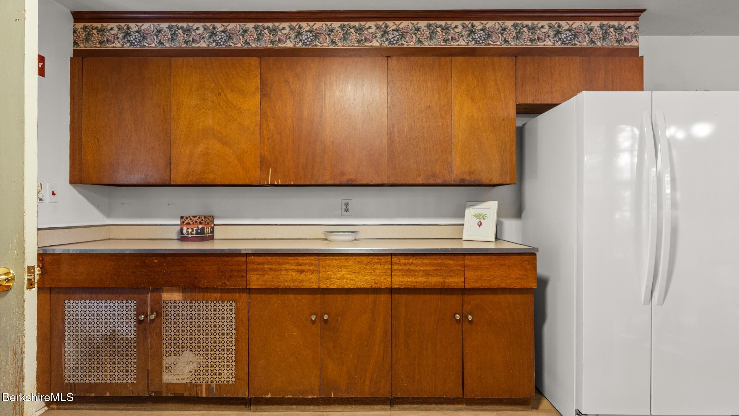 147 Hurlburt Rd, Great Barrington, Massachusetts image 9