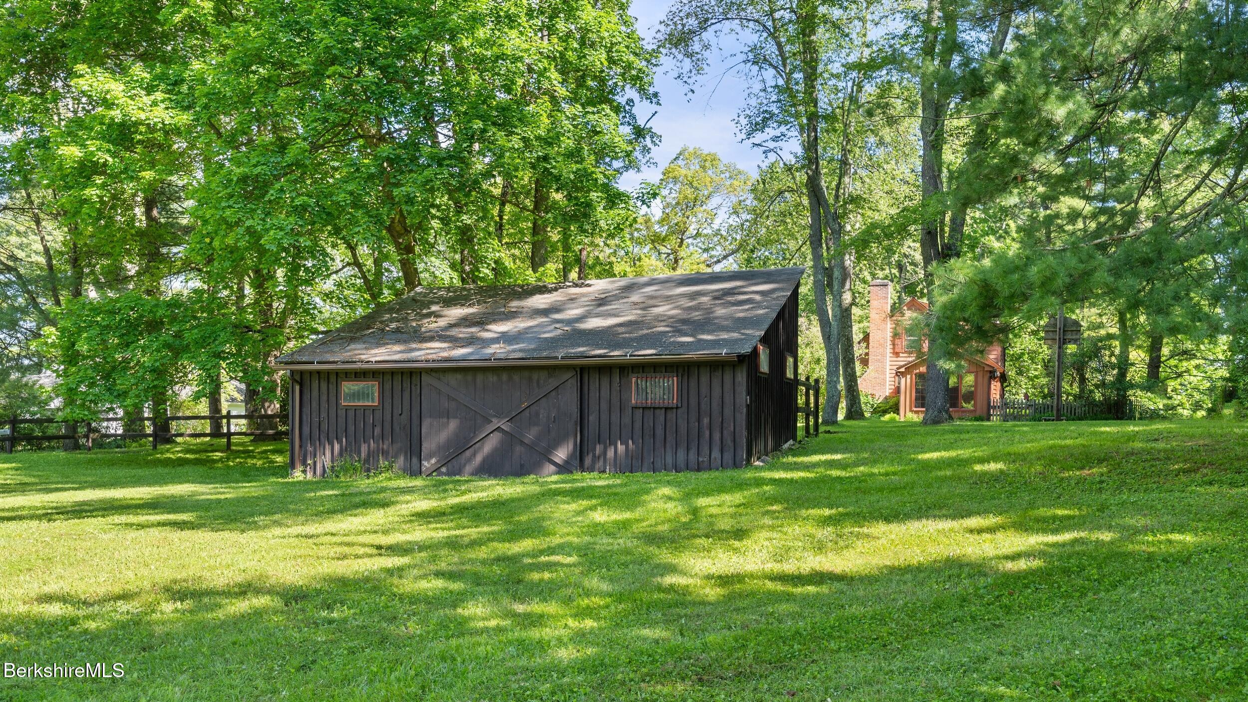 147 Hurlburt Rd, Great Barrington, Massachusetts image 29