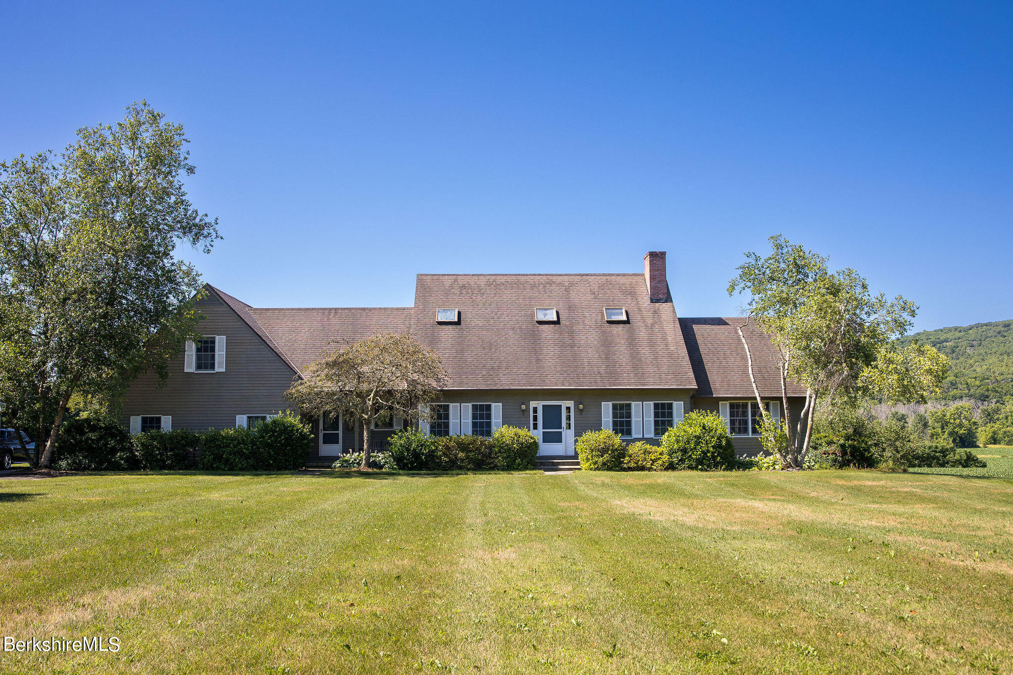 1166 Rannapo Rd, Sheffield, Massachusetts image 1