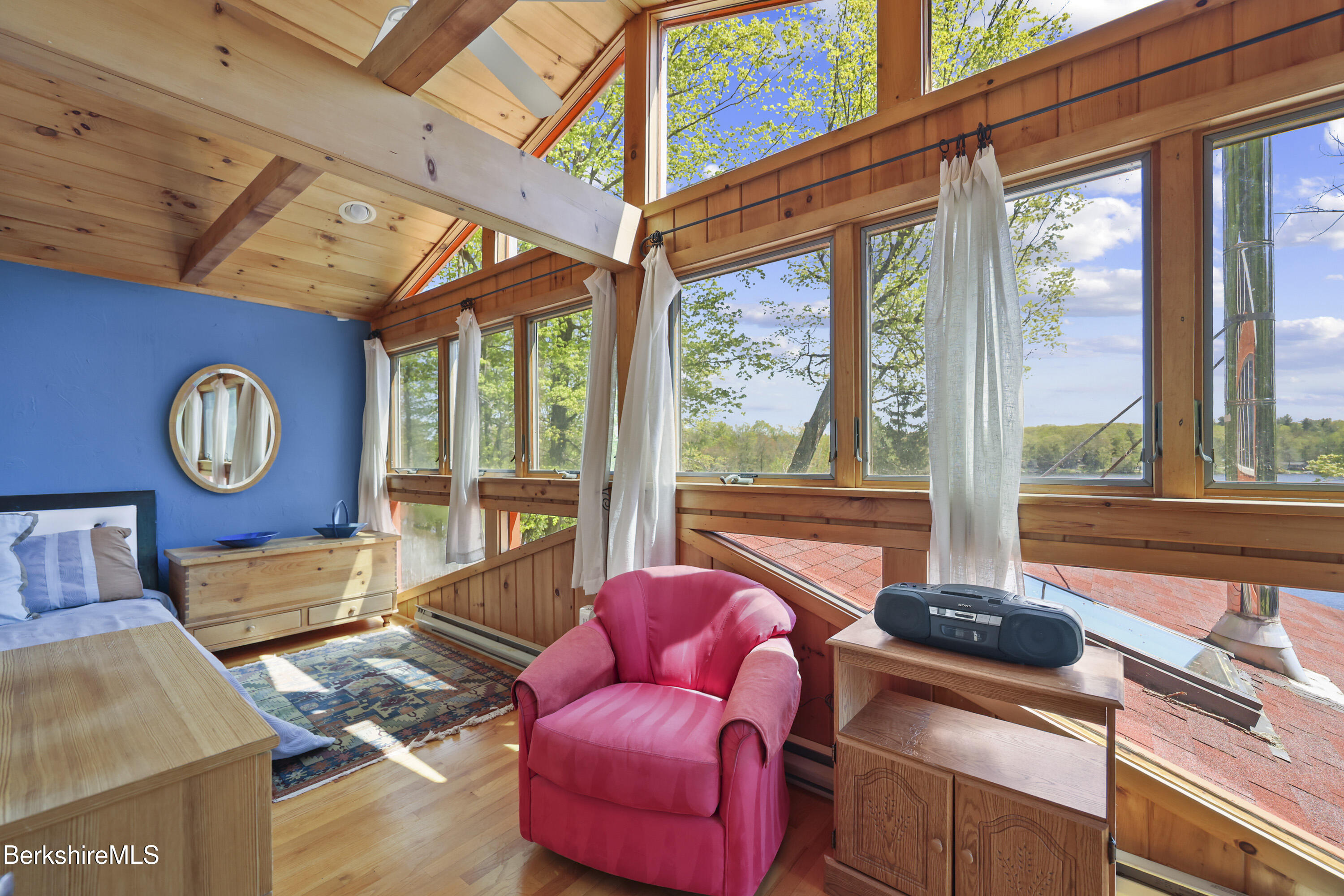 667 King Richard Dr, Becket, Massachusetts image 36
