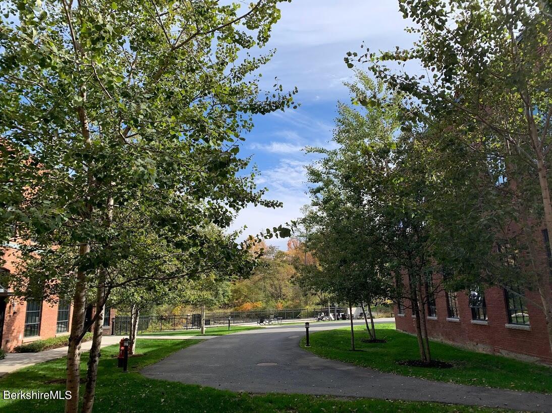 160 Water St #302, Williamstown, Massachusetts image 21
