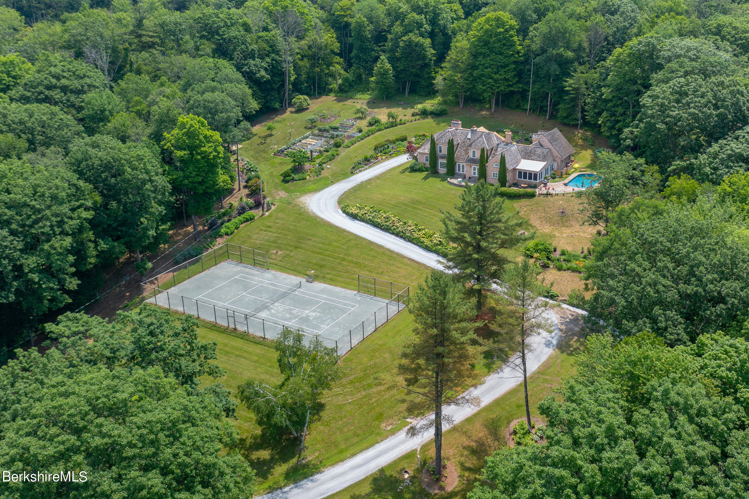 76 Lenox Rd, West Stockbridge, Massachusetts image 2