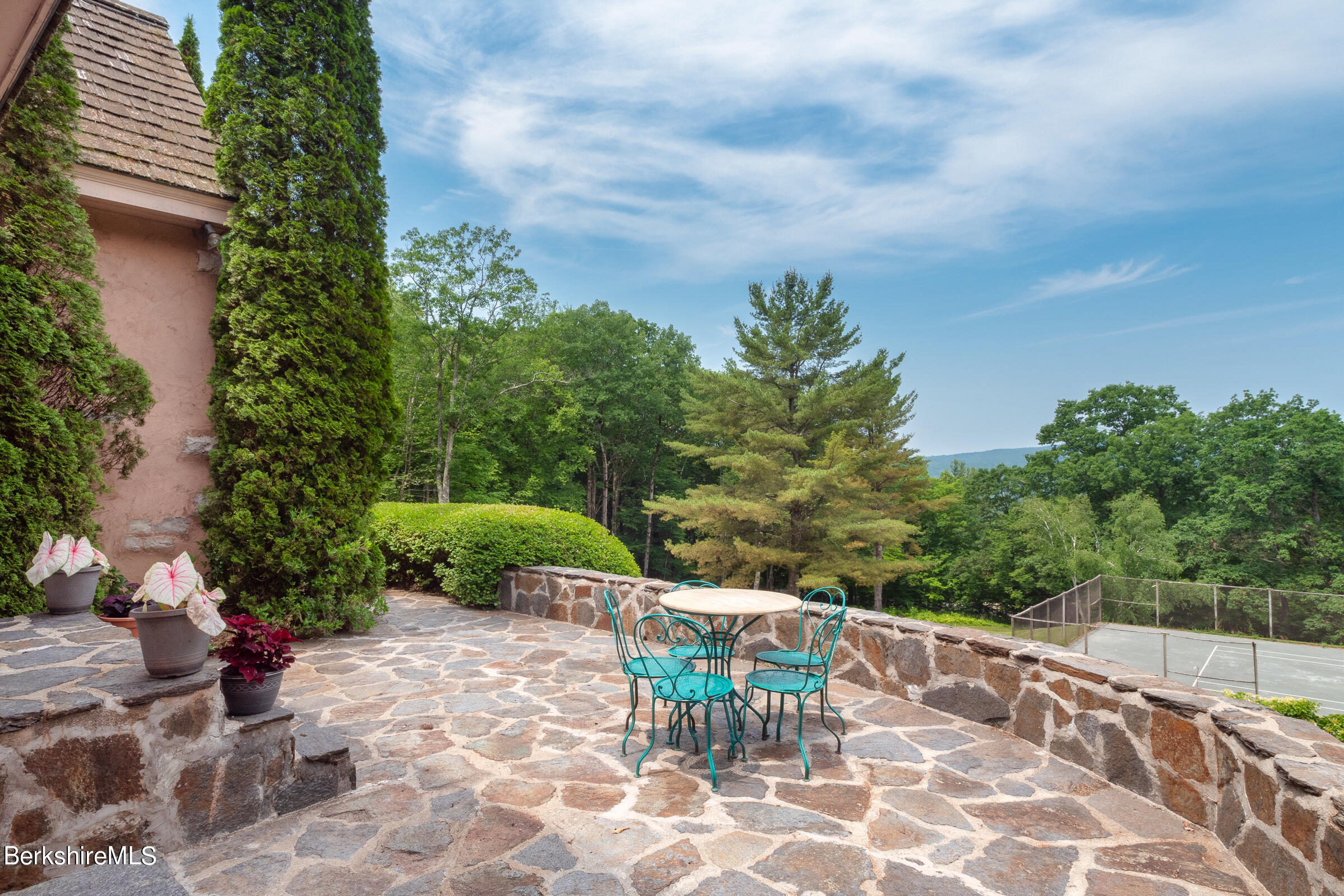 76 Lenox Rd, West Stockbridge, Massachusetts image 9
