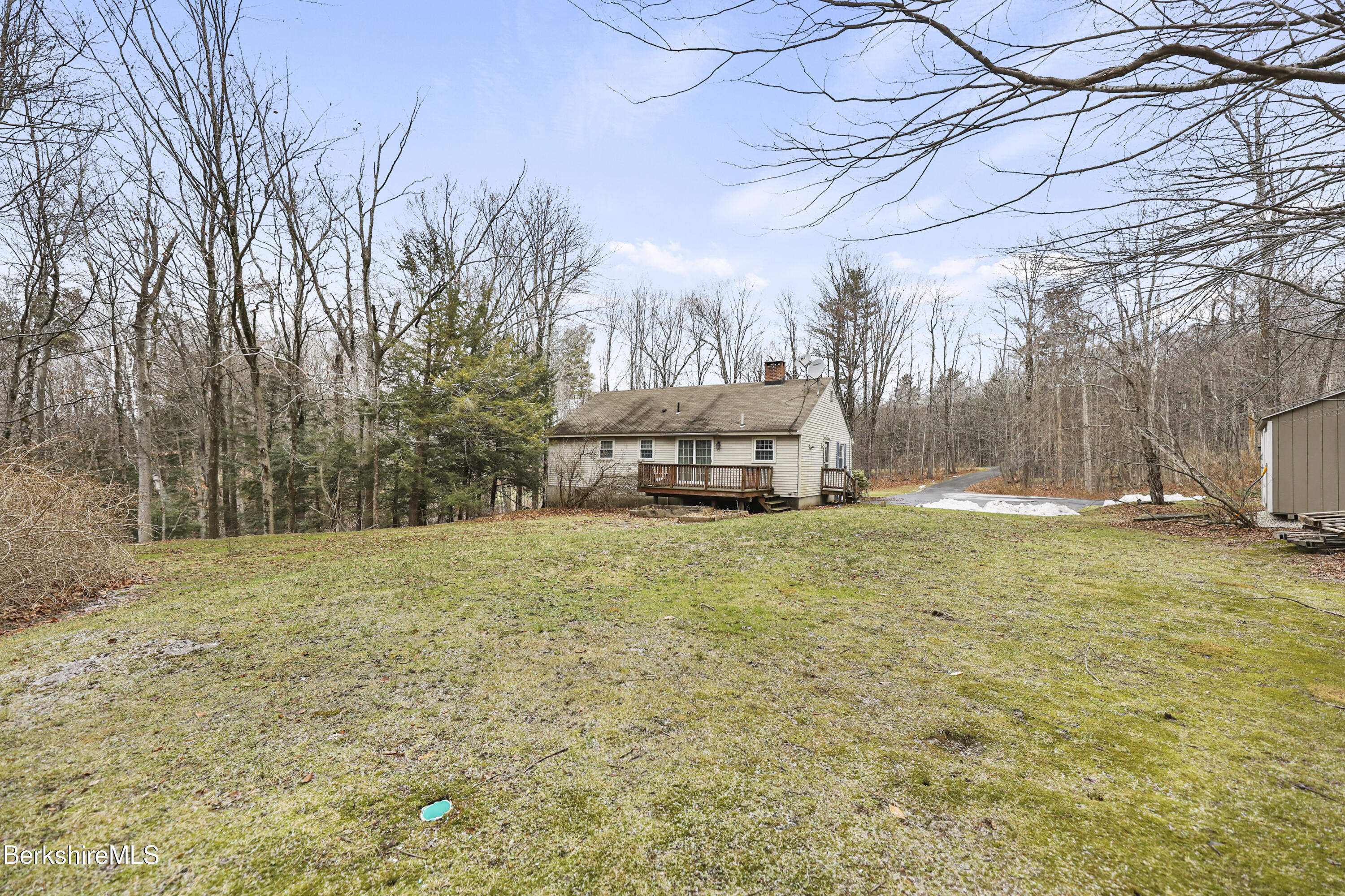 2271 Jacobs Ladder Rd, Becket, Massachusetts image 26