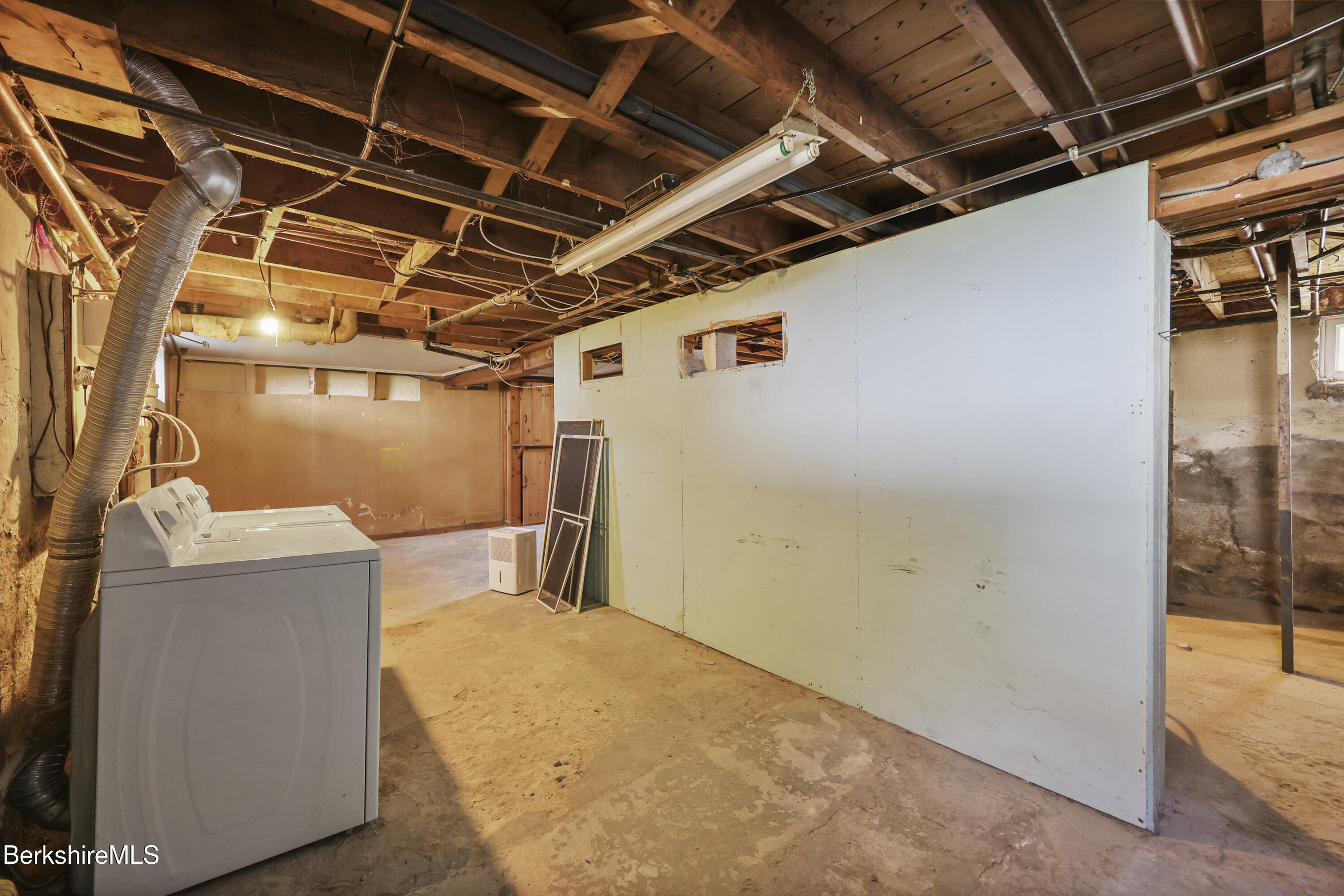 41 Pine St, Dalton, Massachusetts image 26
