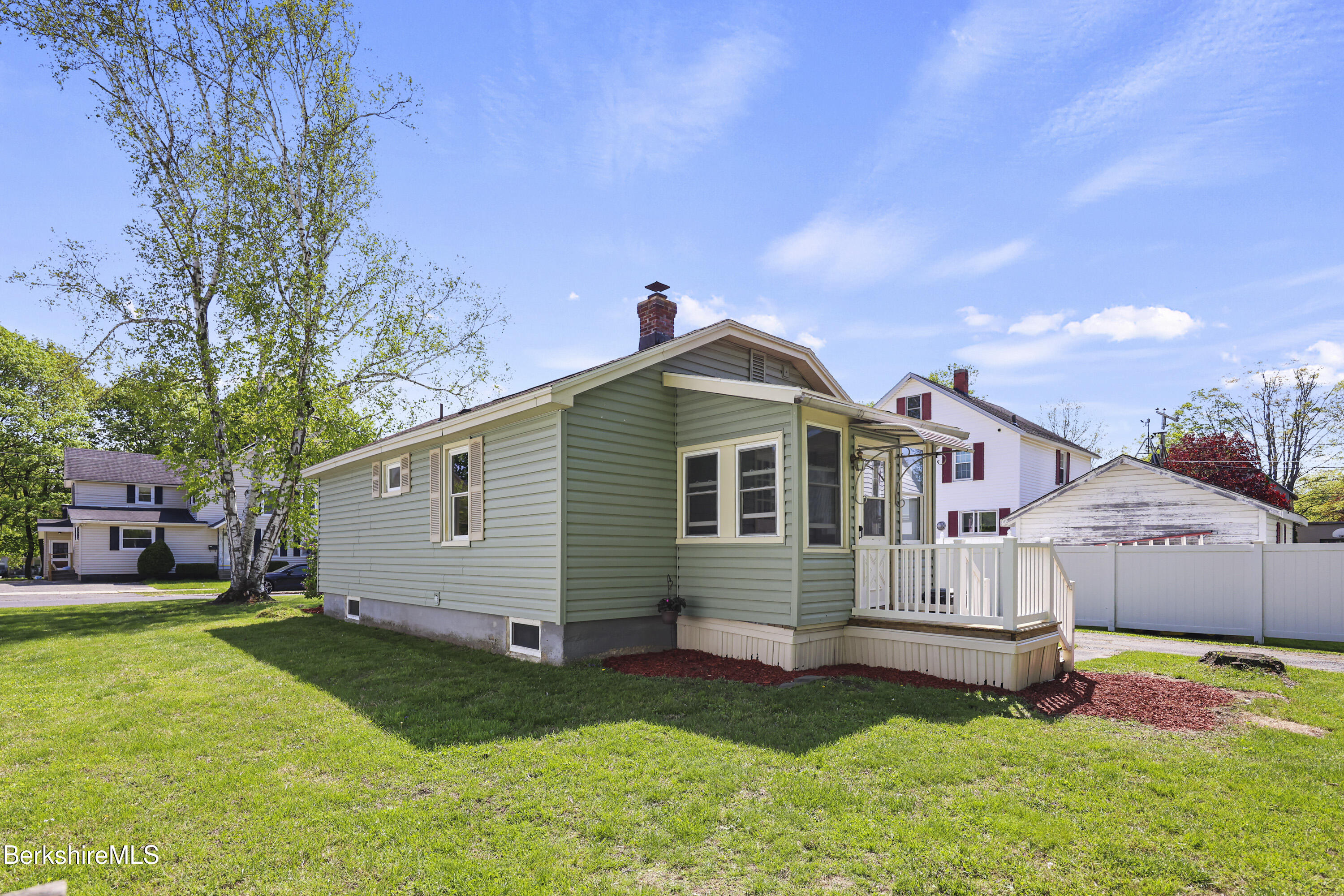 41 Pine St, Dalton, Massachusetts image 31