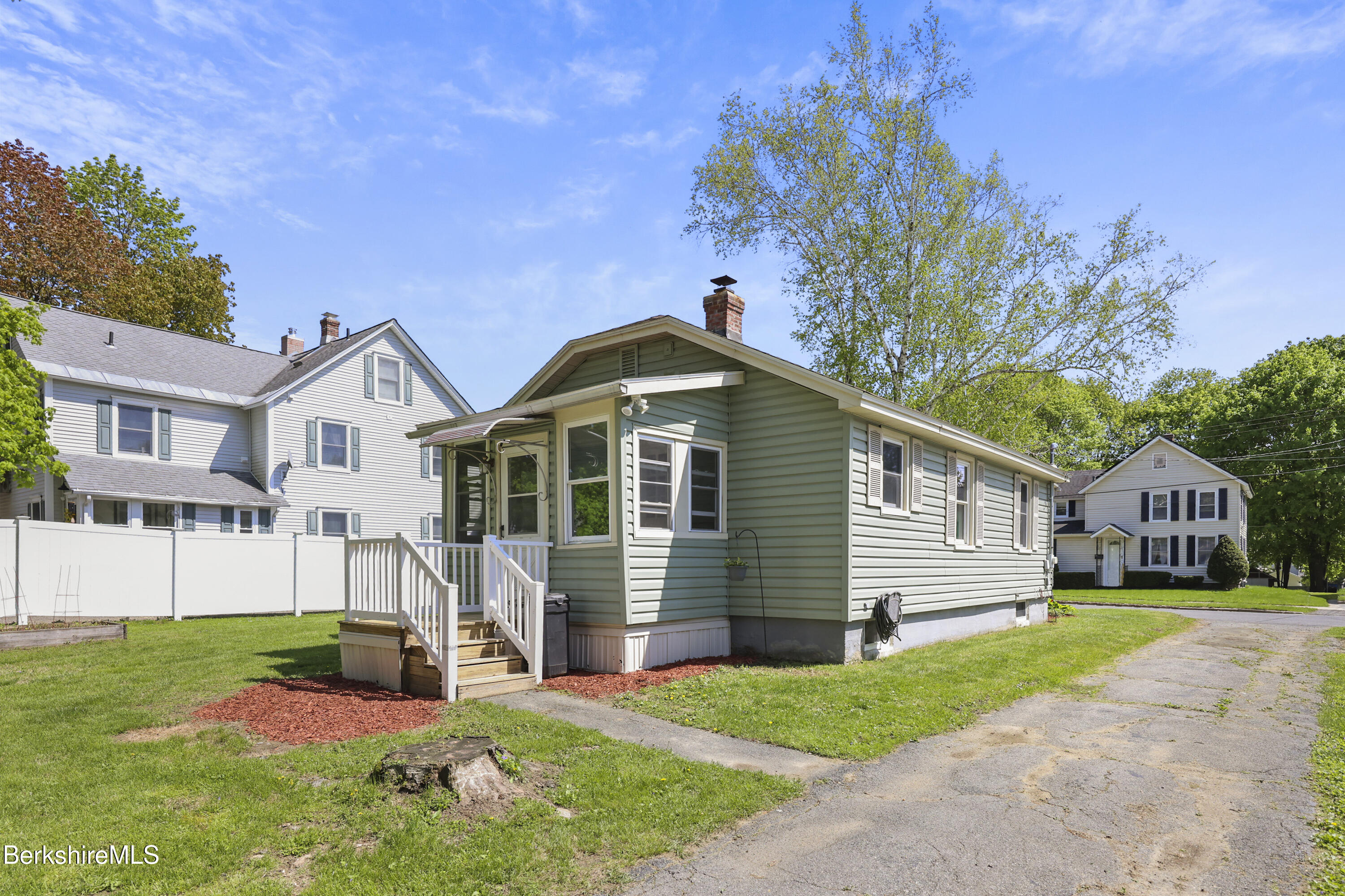 41 Pine St, Dalton, Massachusetts image 29