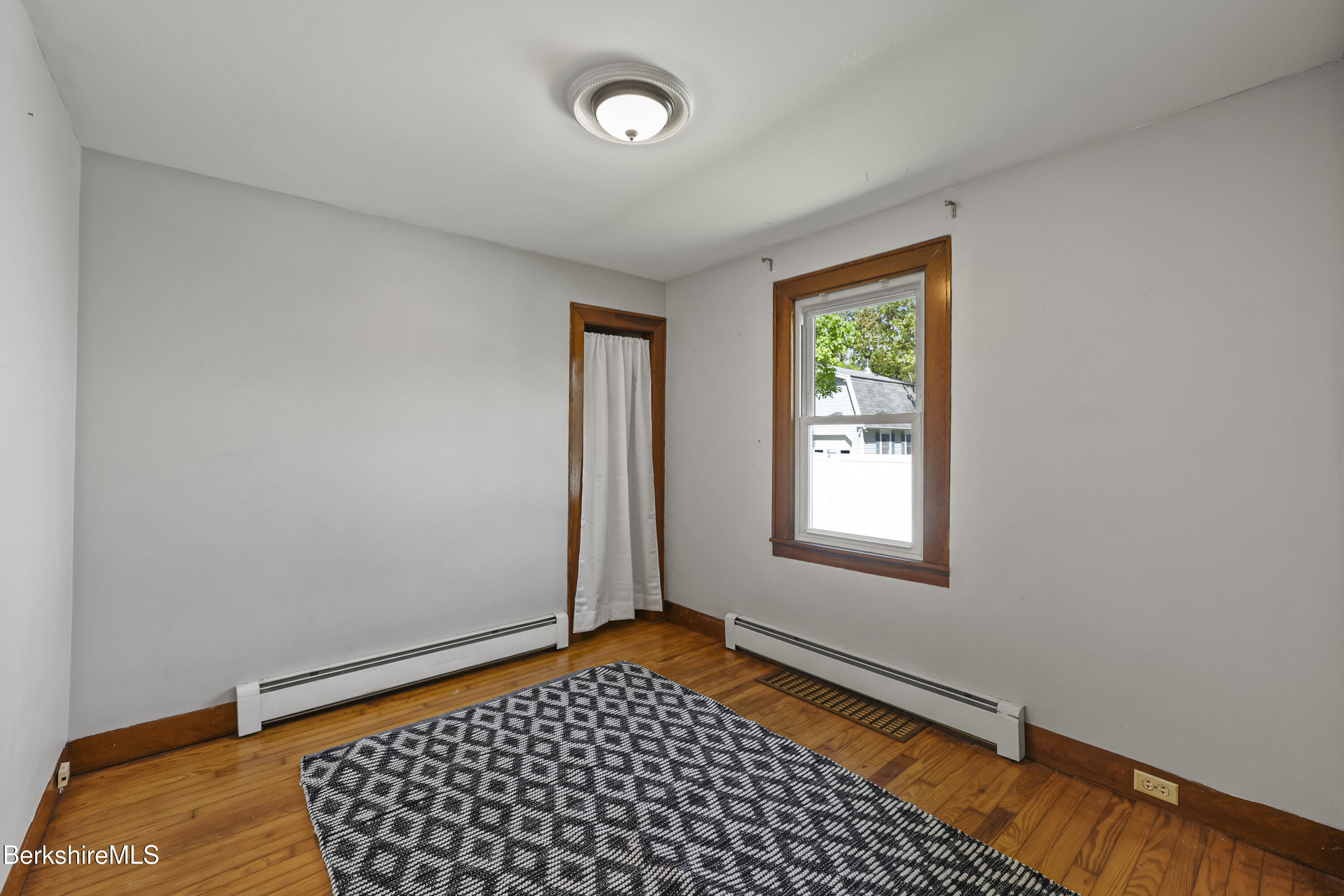 41 Pine St, Dalton, Massachusetts image 19