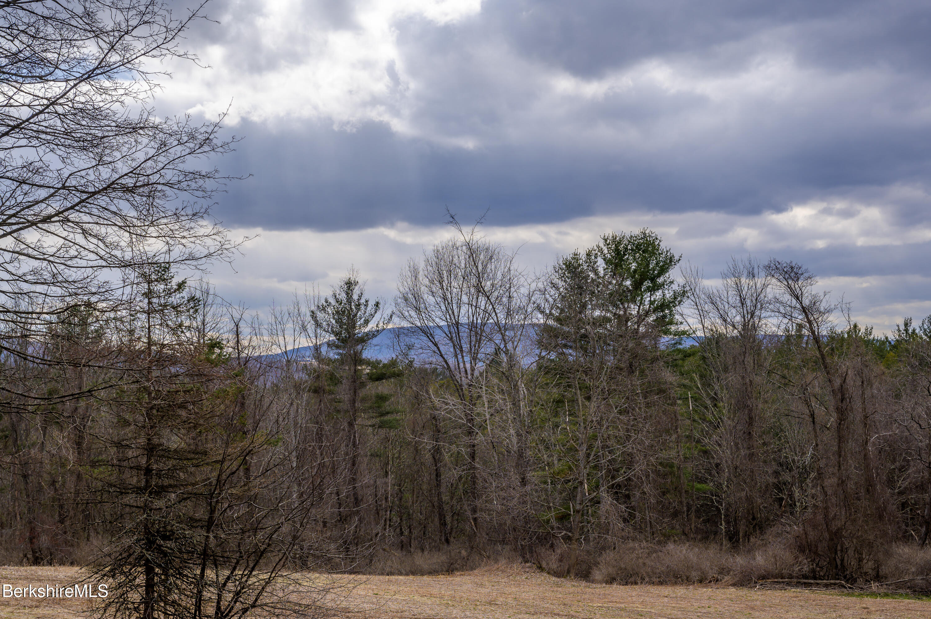 206 Stevens Glen Rd, Richmond, Massachusetts image 1
