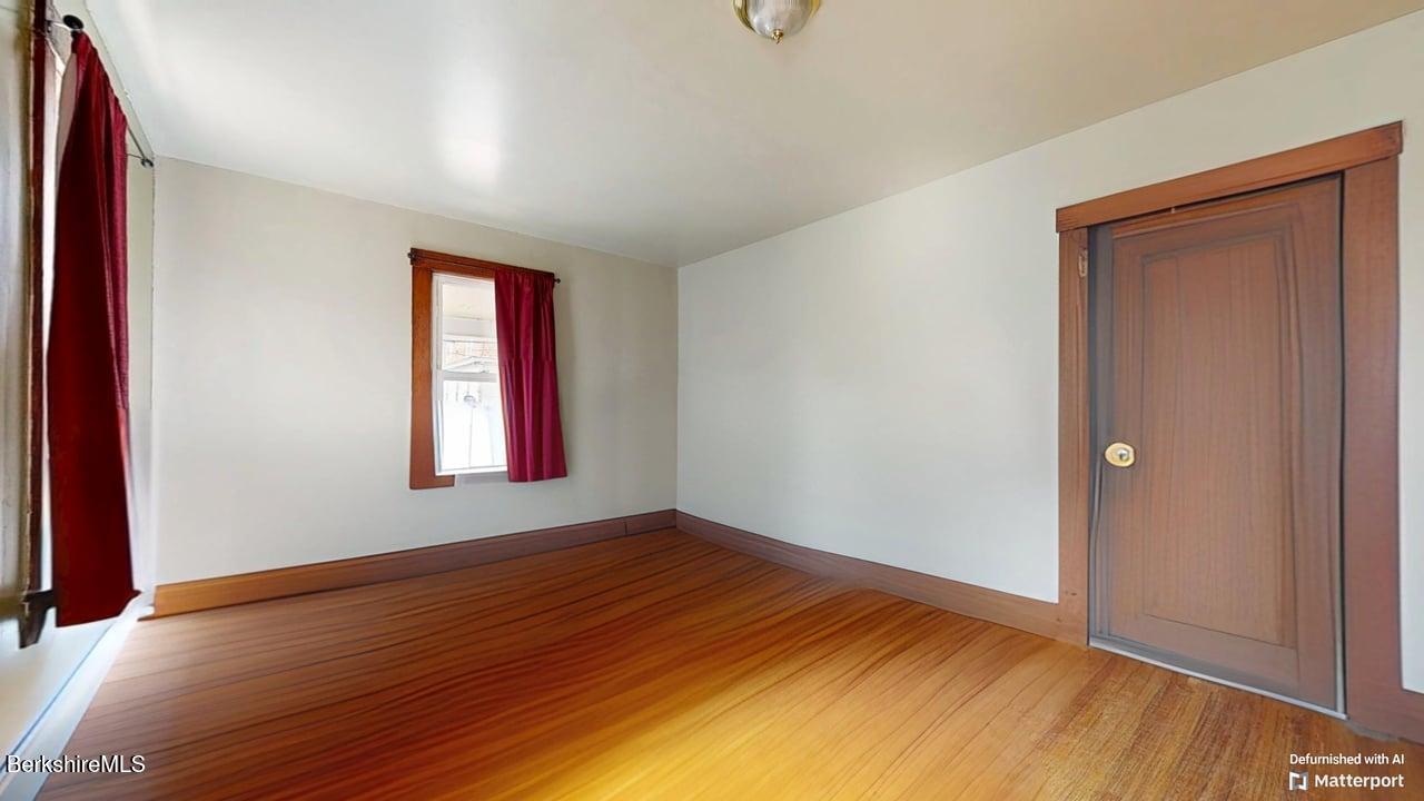 28 Upton St, Adams, Massachusetts image 16
