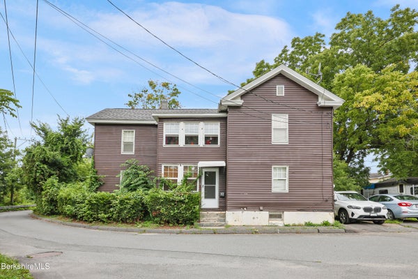 35 PLEASANT ST, PITTSFIELD, MA 01201 - Image eedfdc741afc4e43aedcae38a1658cd3/1830401774