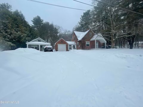 Homes For Sale - 20 Prospect St<br/> Berkshire County, Dalton, MA 01226