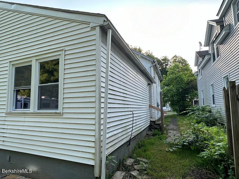 6 Maple St, Huntington, Massachusetts image 6