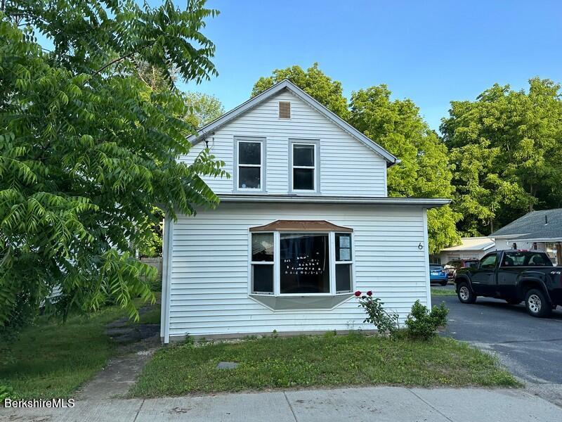 6 Maple St, Huntington, Massachusetts image 2