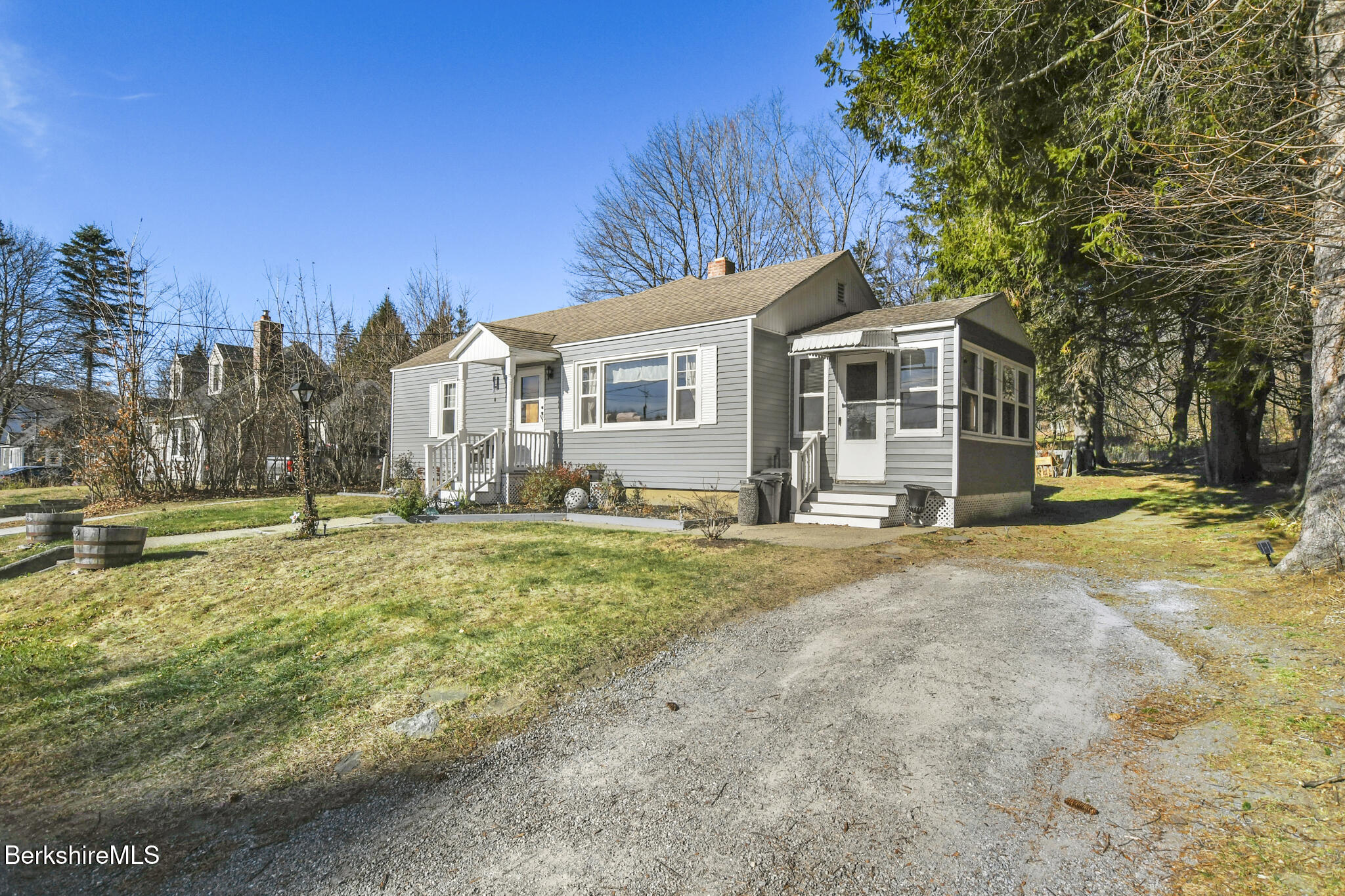 48 Jordan Ave, Hinsdale, Massachusetts image 4