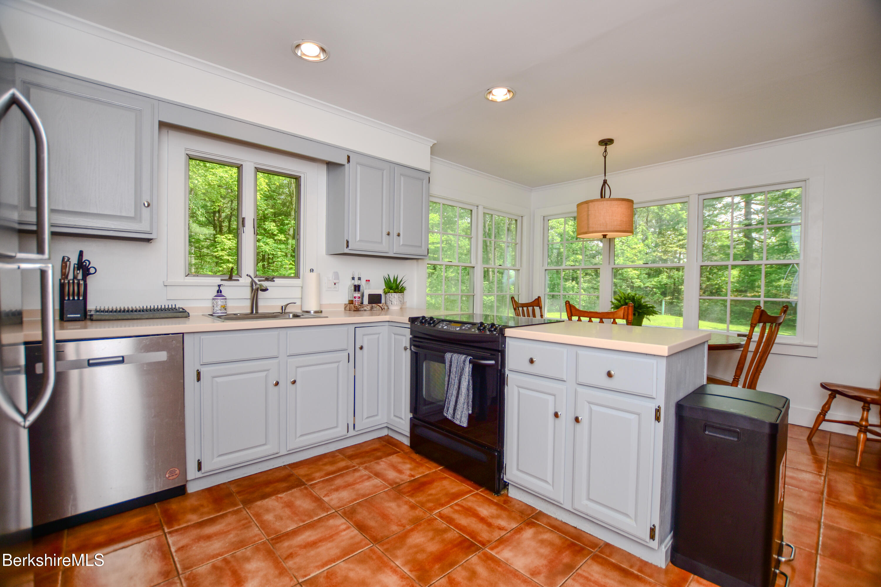 162 Ymca Rd, Becket, Massachusetts image 12