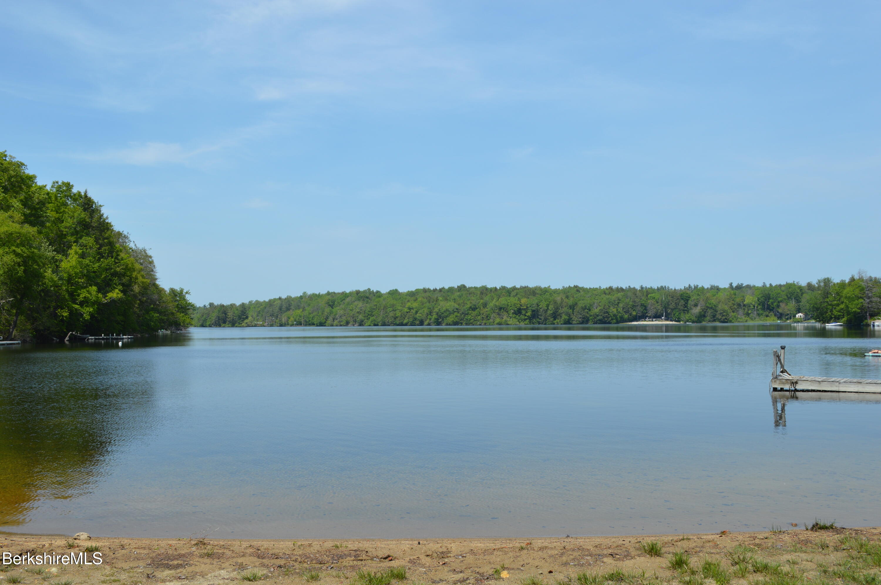 162 Ymca Rd, Becket, Massachusetts image 9