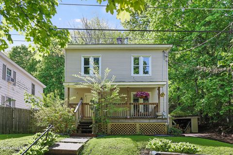 Homes For Sale - 14 Charles St<br/> North Adams, MA 01247
