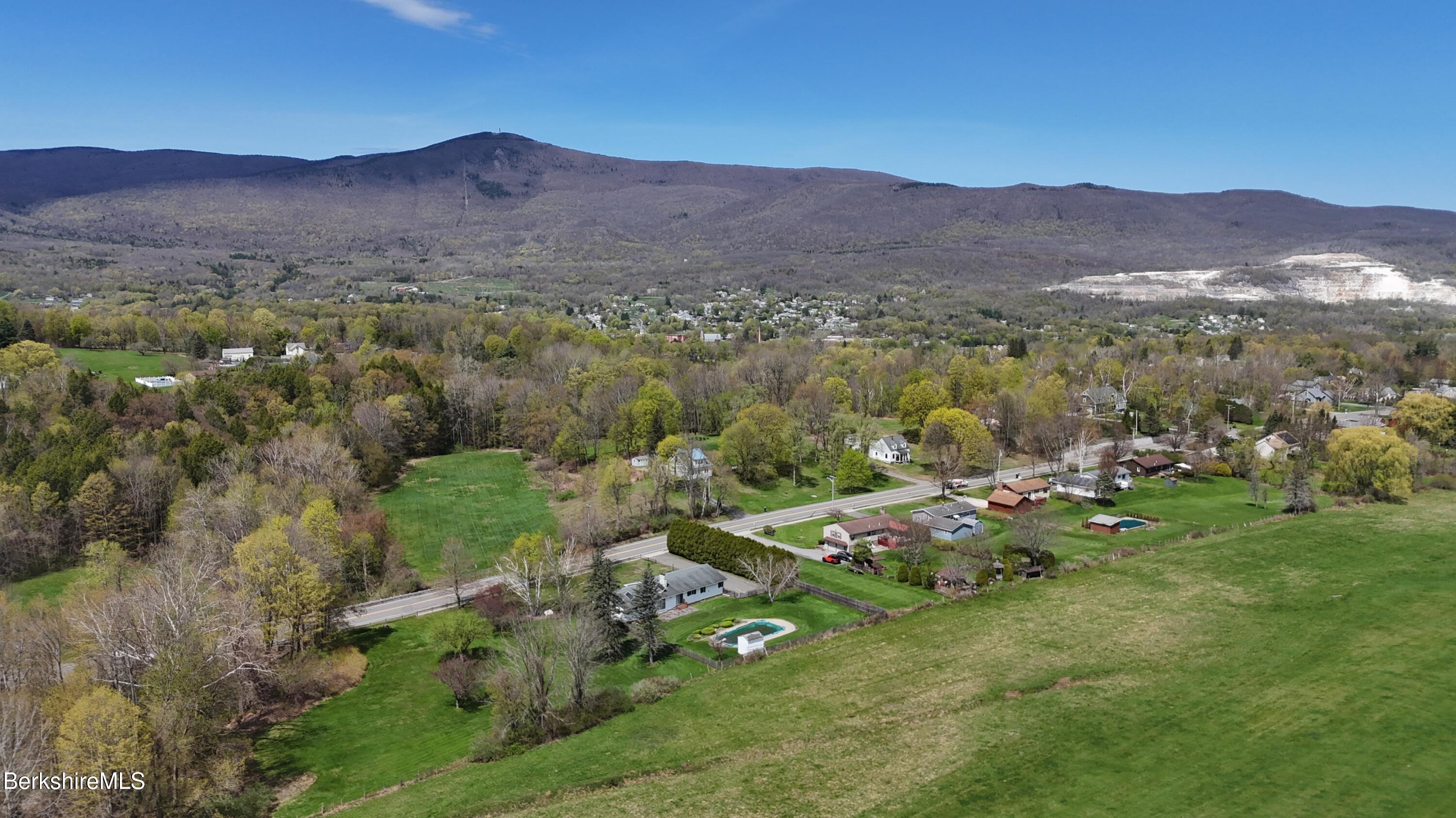 75 East Rd, Adams, Massachusetts image 45