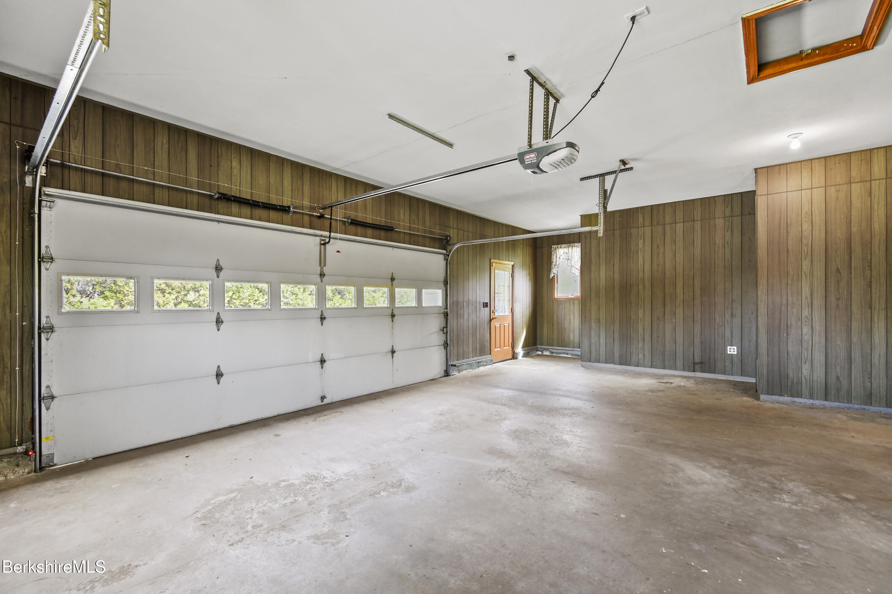 75 East Rd, Adams, Massachusetts image 36